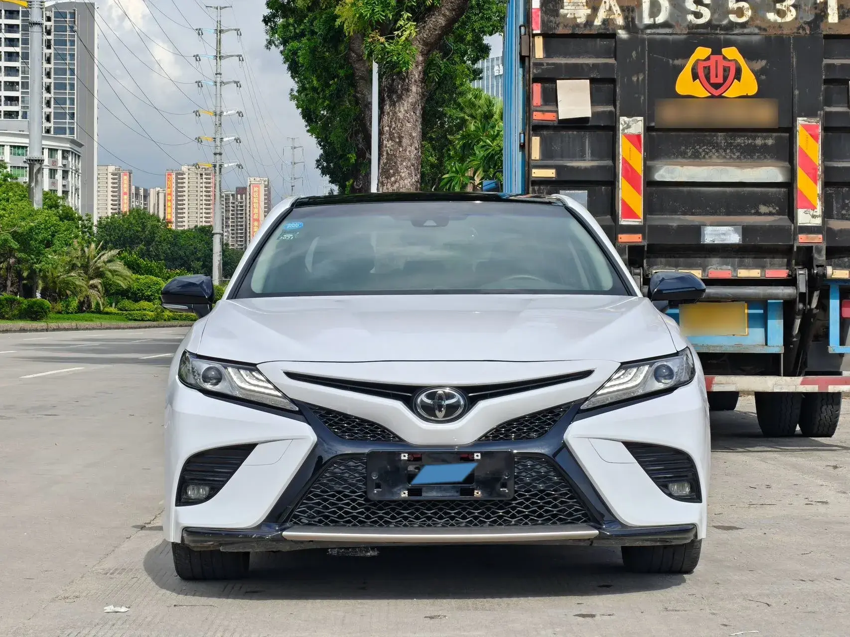 2019 TOYOTA CAMRY thumbnail 2