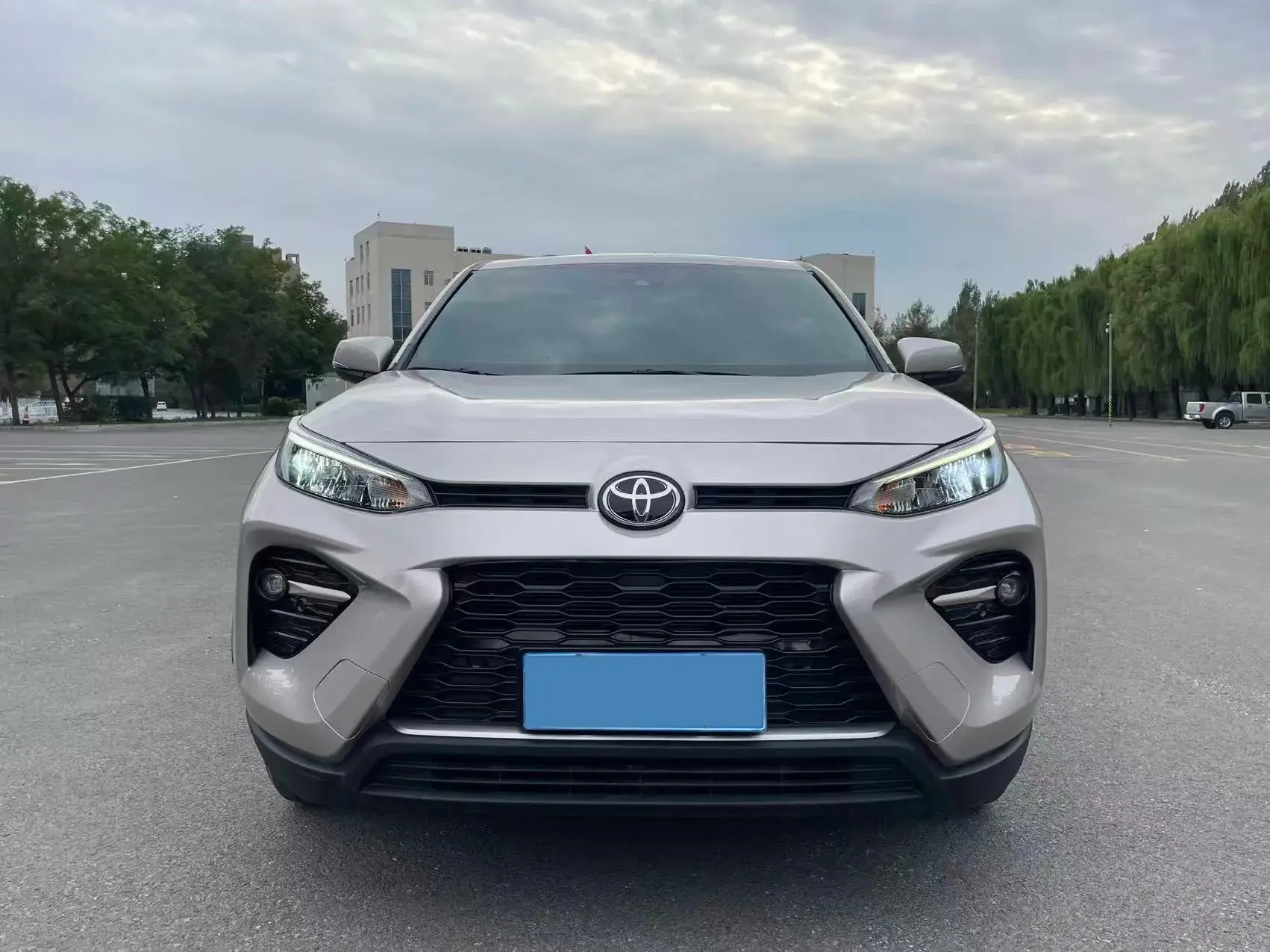 2020 TOYOTA WILDLANDER thumbnail 2