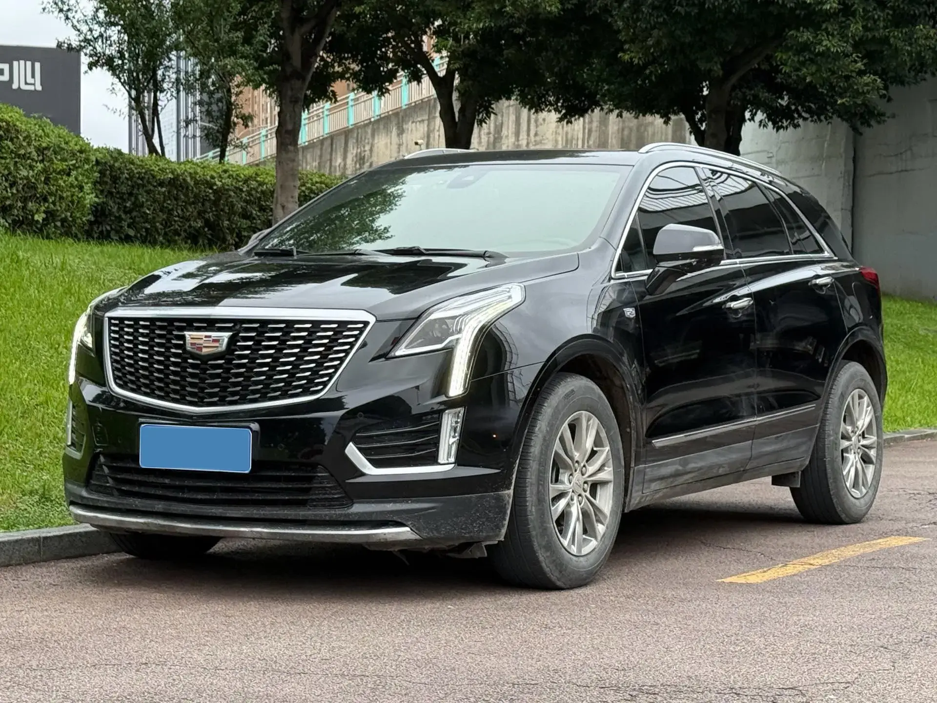 2021 CADILLAC XT5 view 1