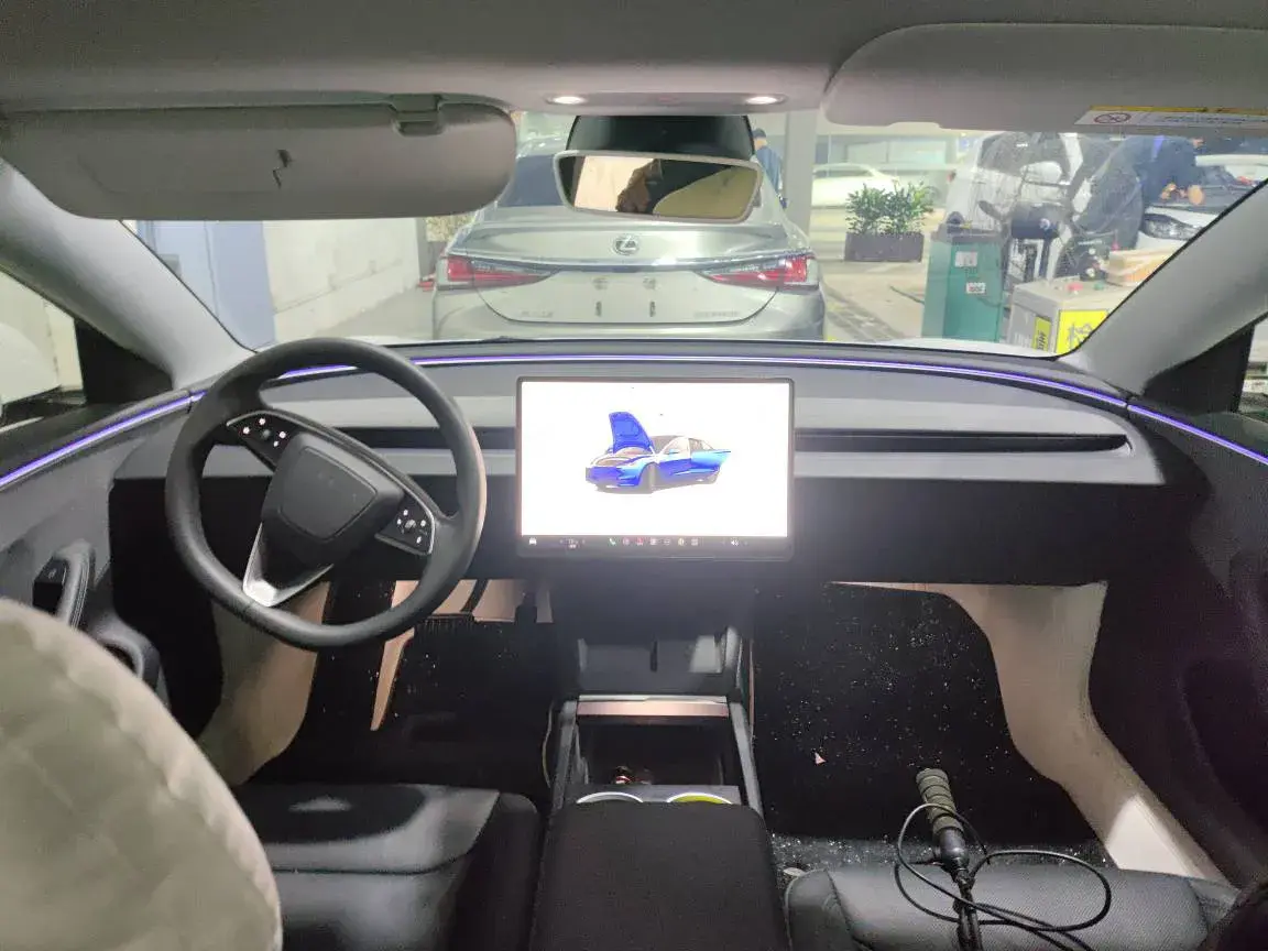 2023 TESLA MODEL thumbnail 3