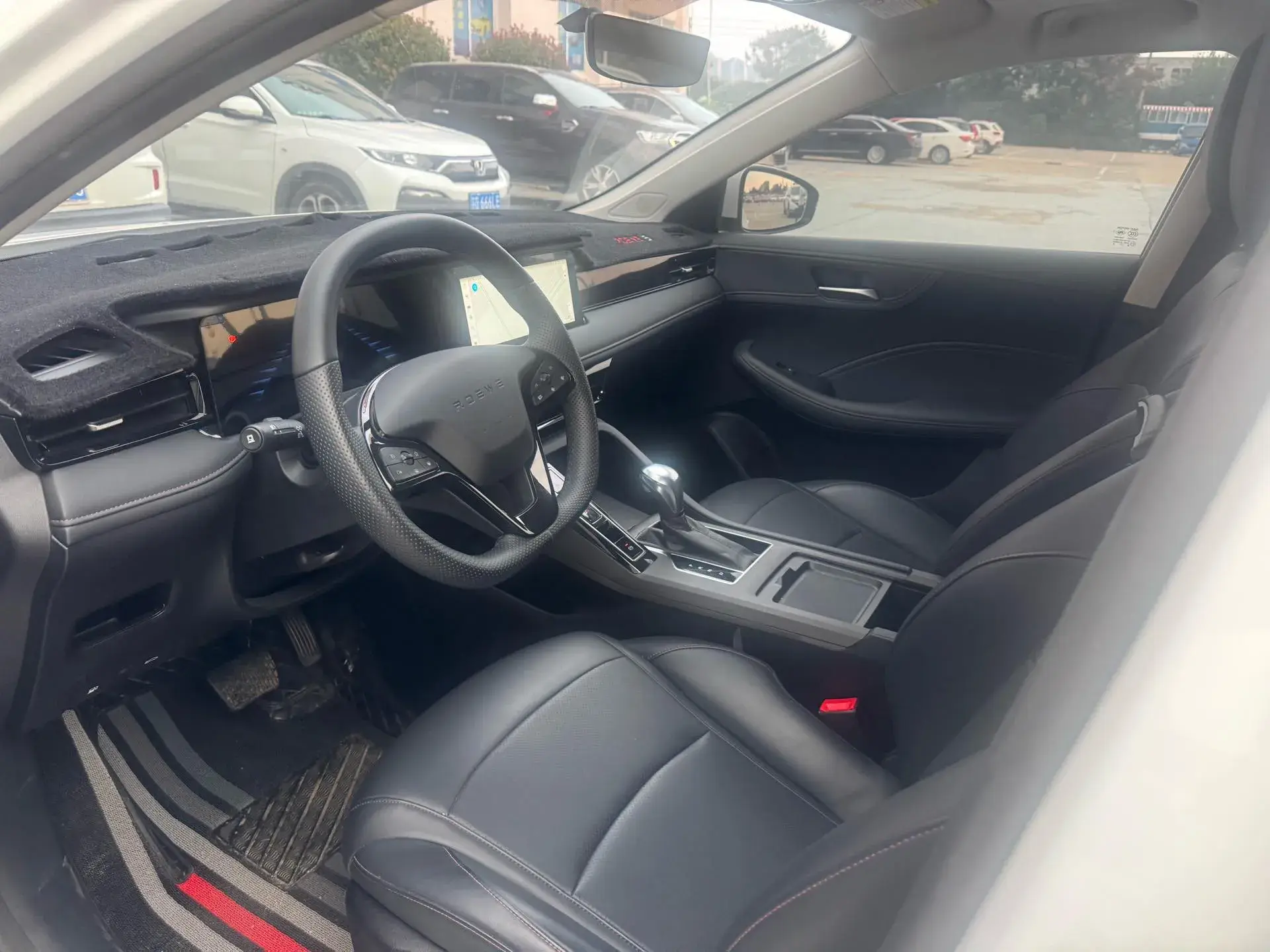 2023 ROEWE I5 thumbnail 3