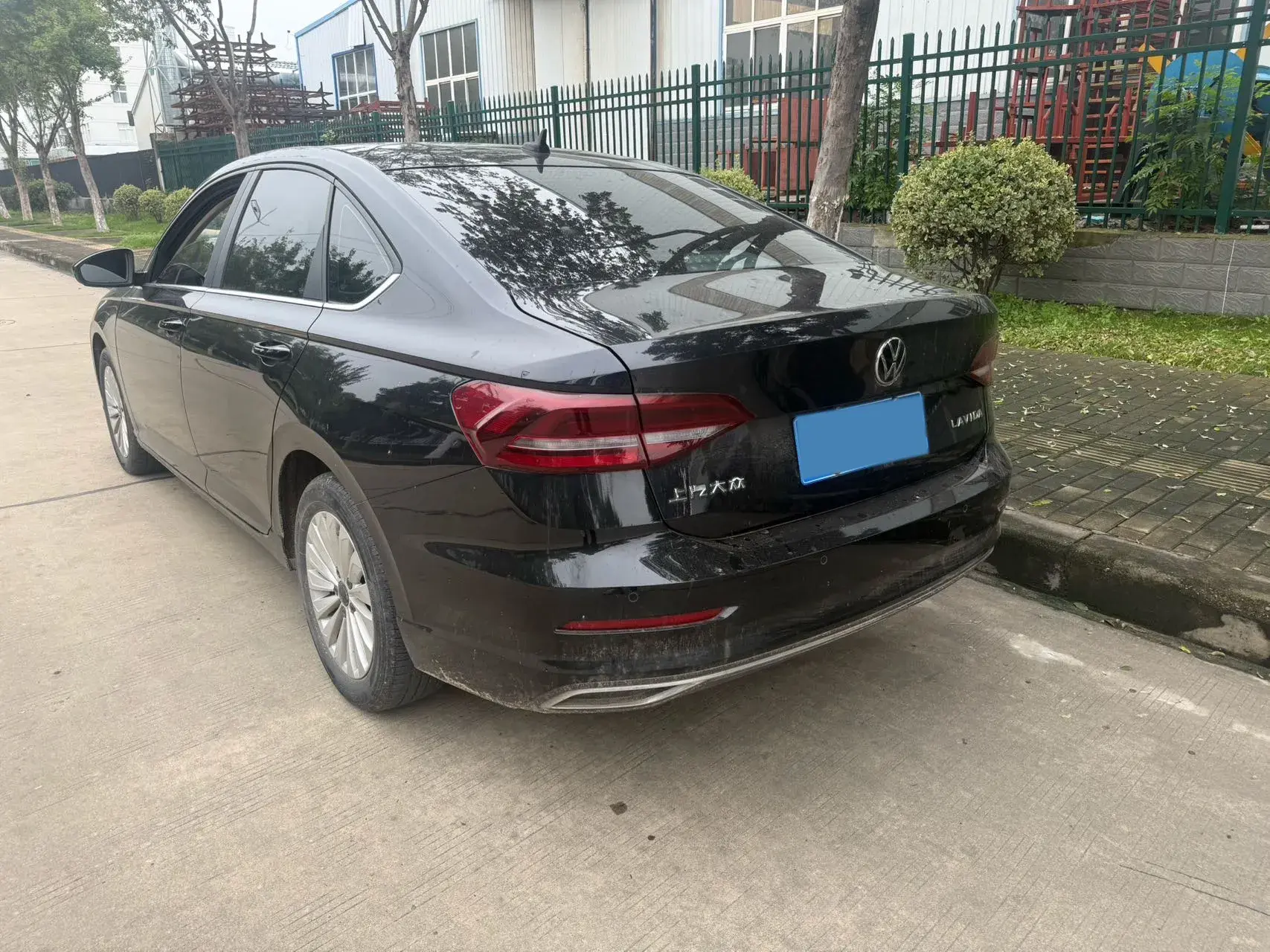 2021 VOLKSWAGEN LAVIDA thumbnail 4