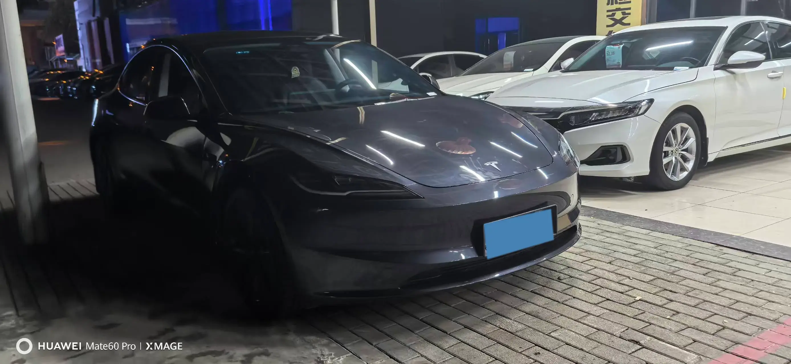 2025 TESLA MODEL thumbnail 2