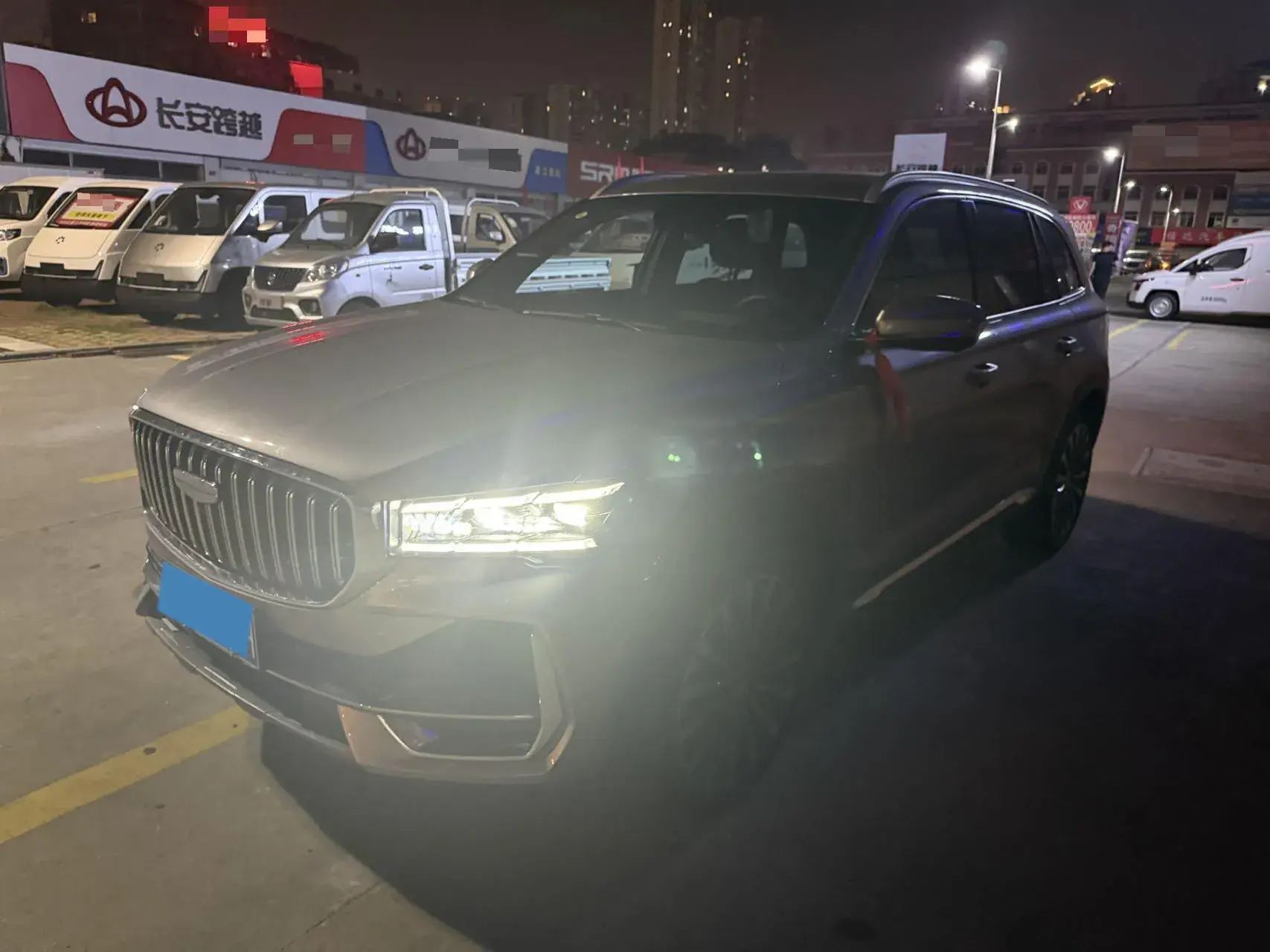 2025 GEELY MONJARO view 1