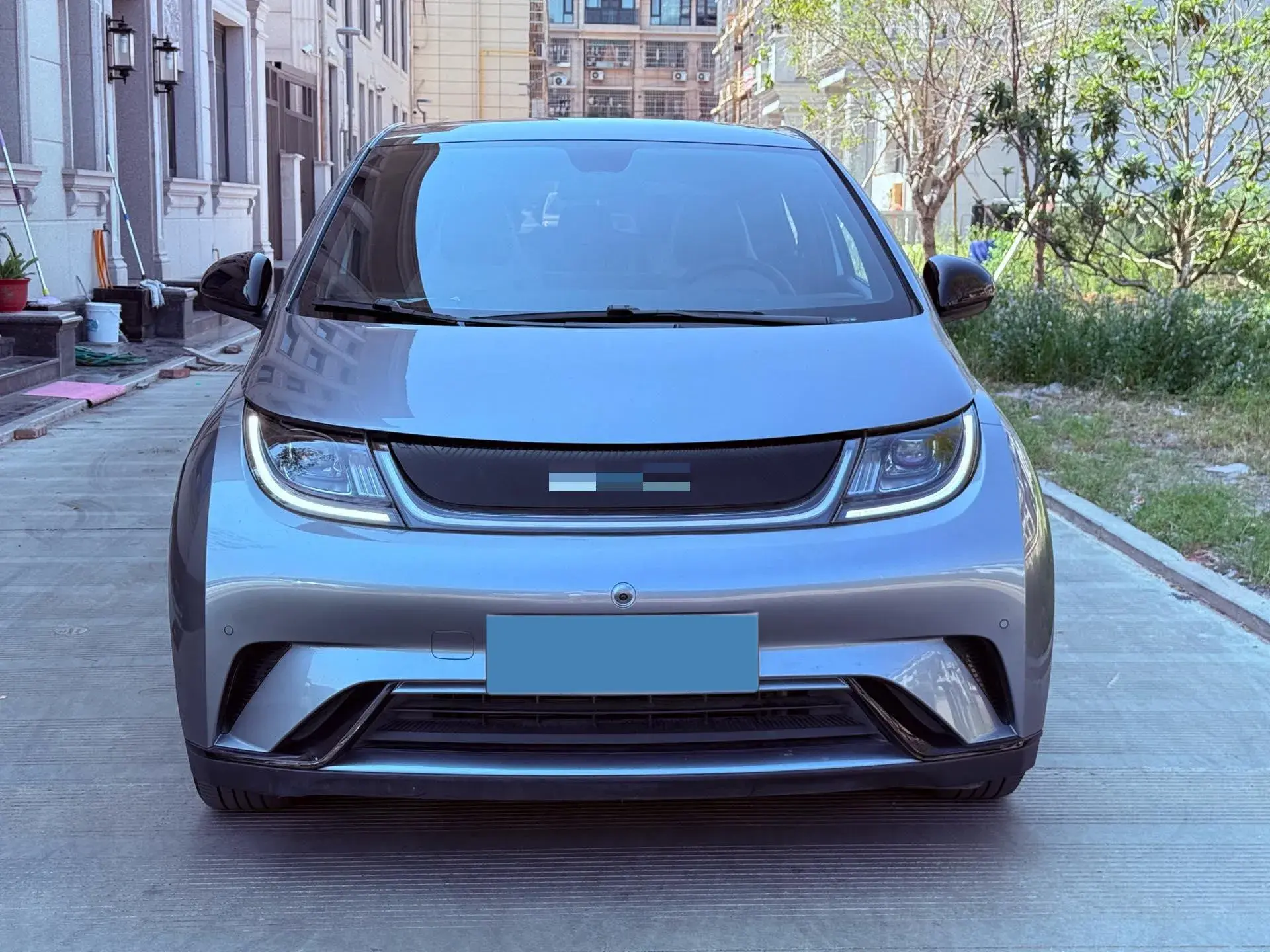 2023 BYD DOLPHIN thumbnail 2