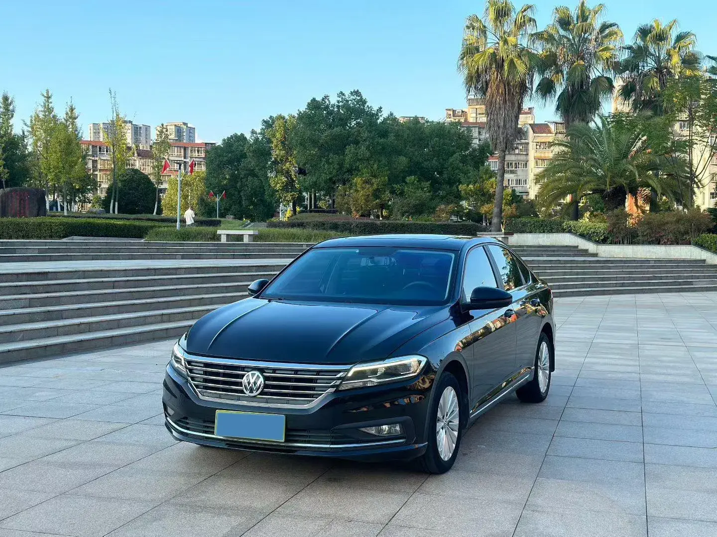 2019 VOLKSWAGEN LAVIDA view 1