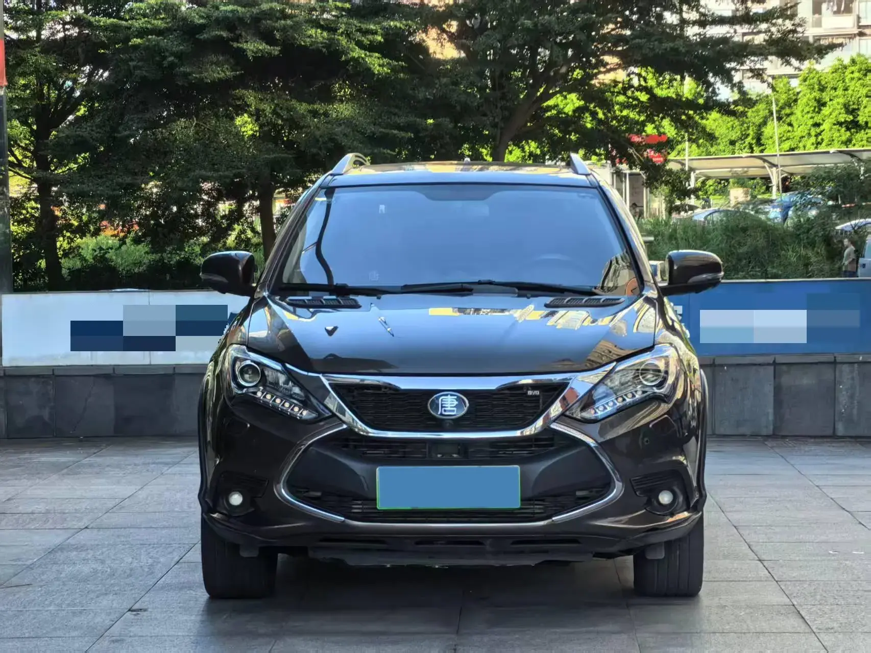 2017 BYD TANG thumbnail 2