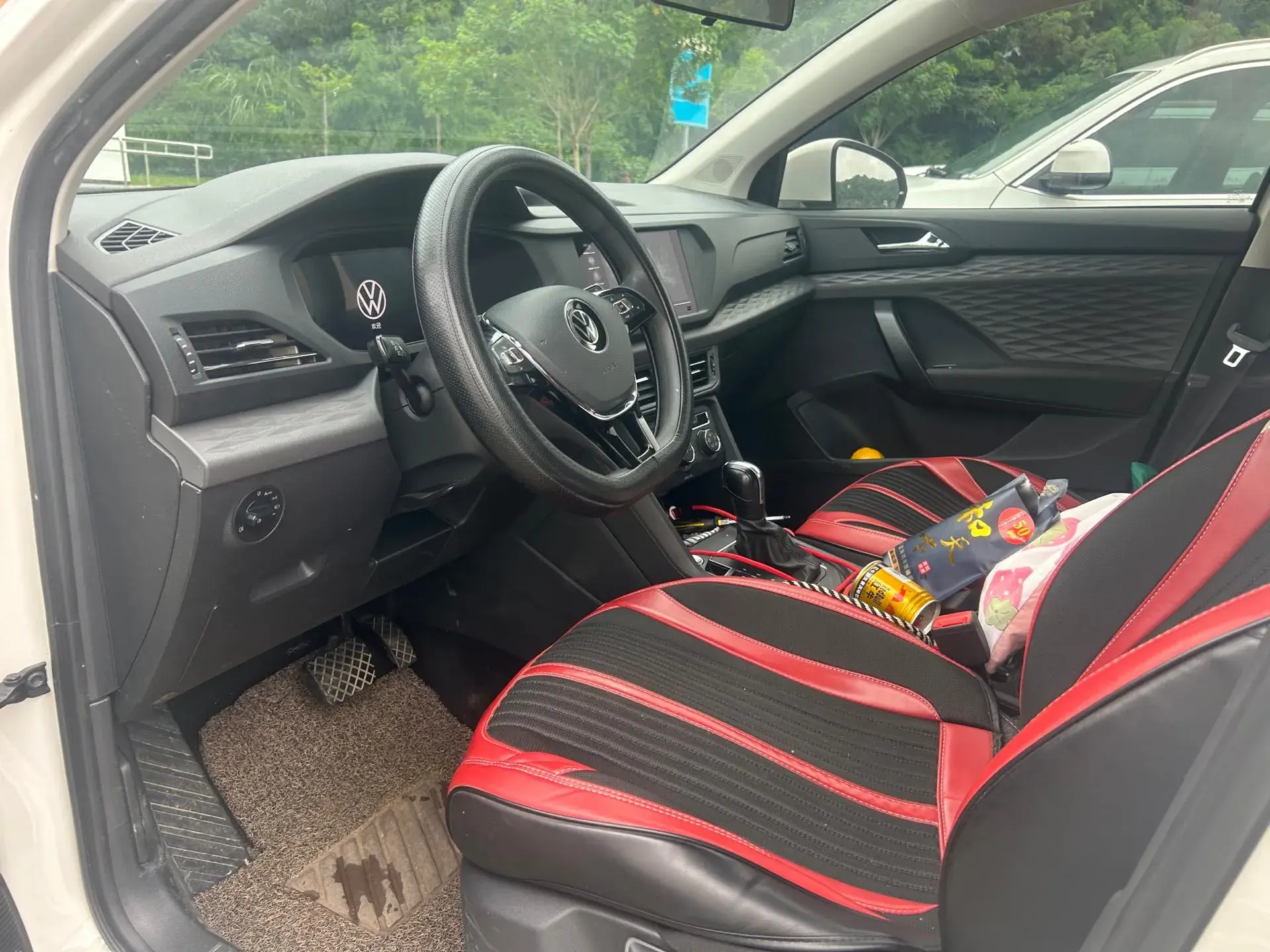 2022 VOLKSWAGEN THARU thumbnail 4