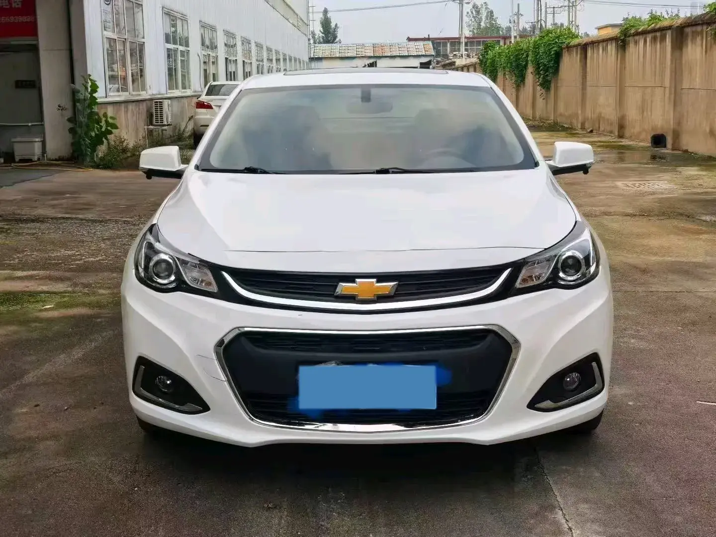 2018 CHEVROLET MALIBU thumbnail 2