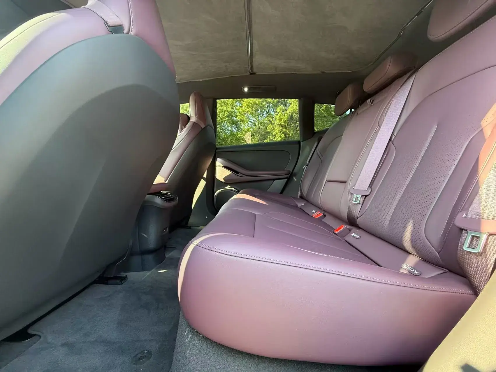 2024 NIO ET5T thumbnail 4