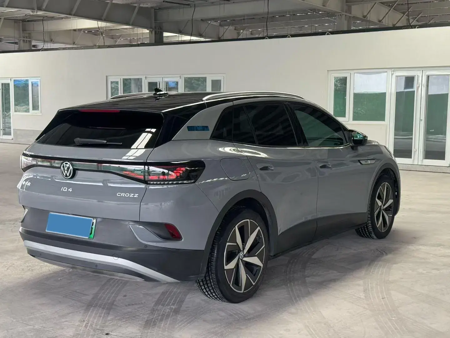 2022 VOLKSWAGEN ID.4 thumbnail 4