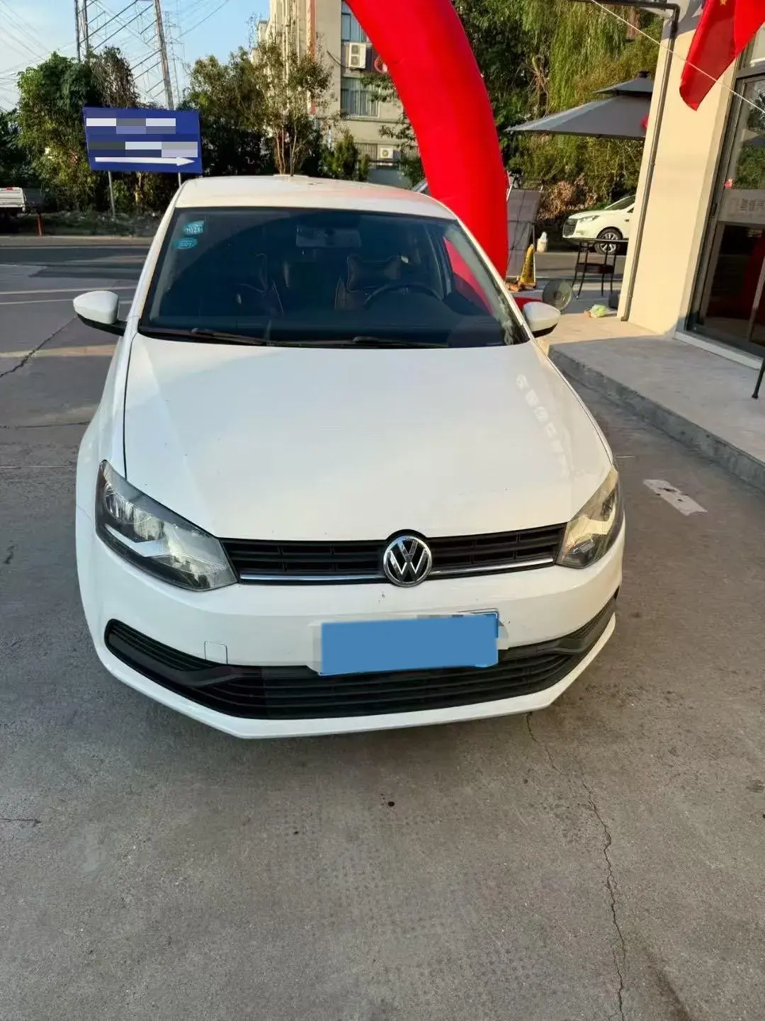 2018 VOLKSWAGEN POLO thumbnail 2