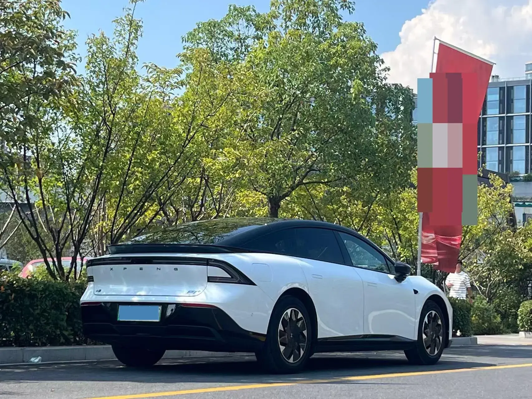 2024 XPENG P7+ thumbnail 4