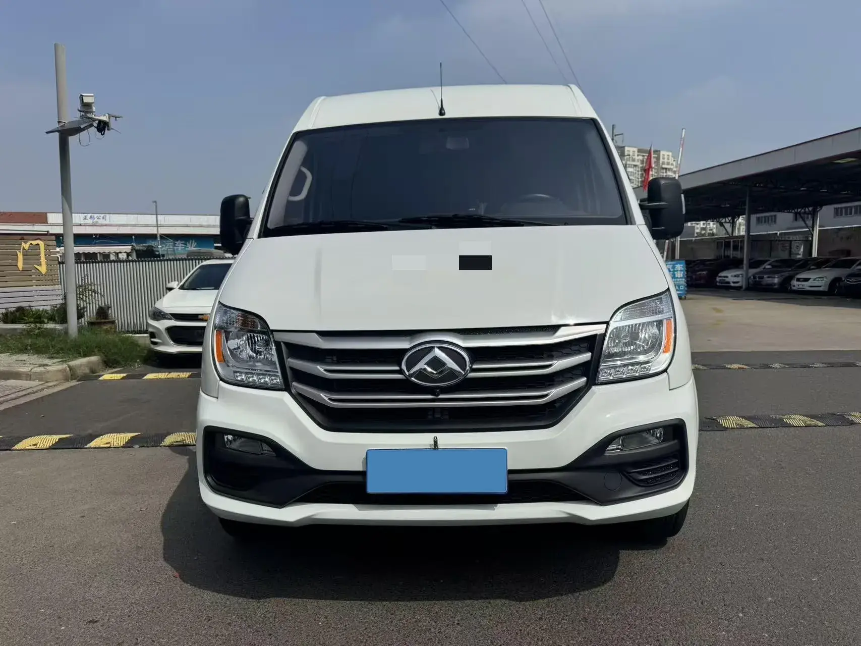 2023 MAXUS XINTU thumbnail 2