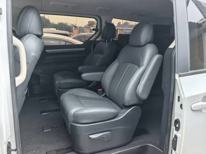 2022 MAXUS G10 thumbnail 4