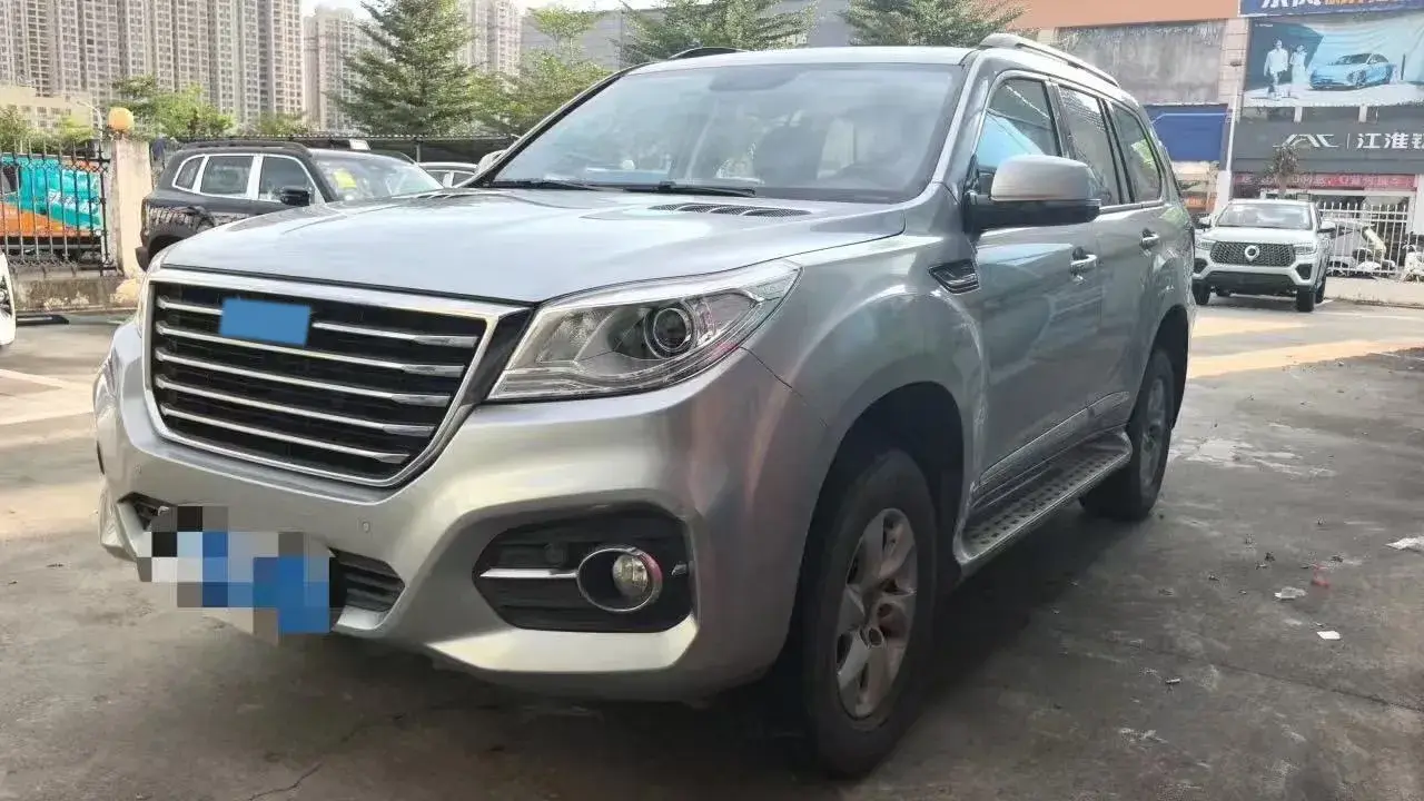 2017 HAVAL H9 view 1