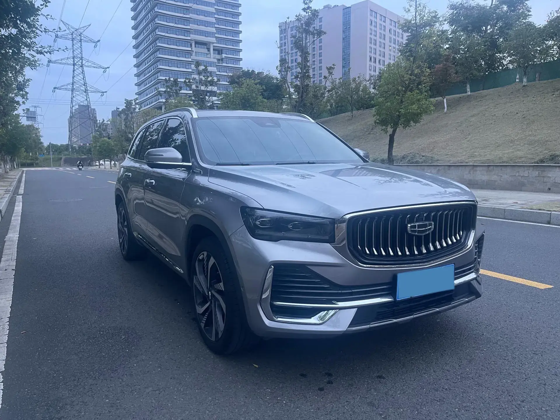 2021 GEELY MONJARO thumbnail 2