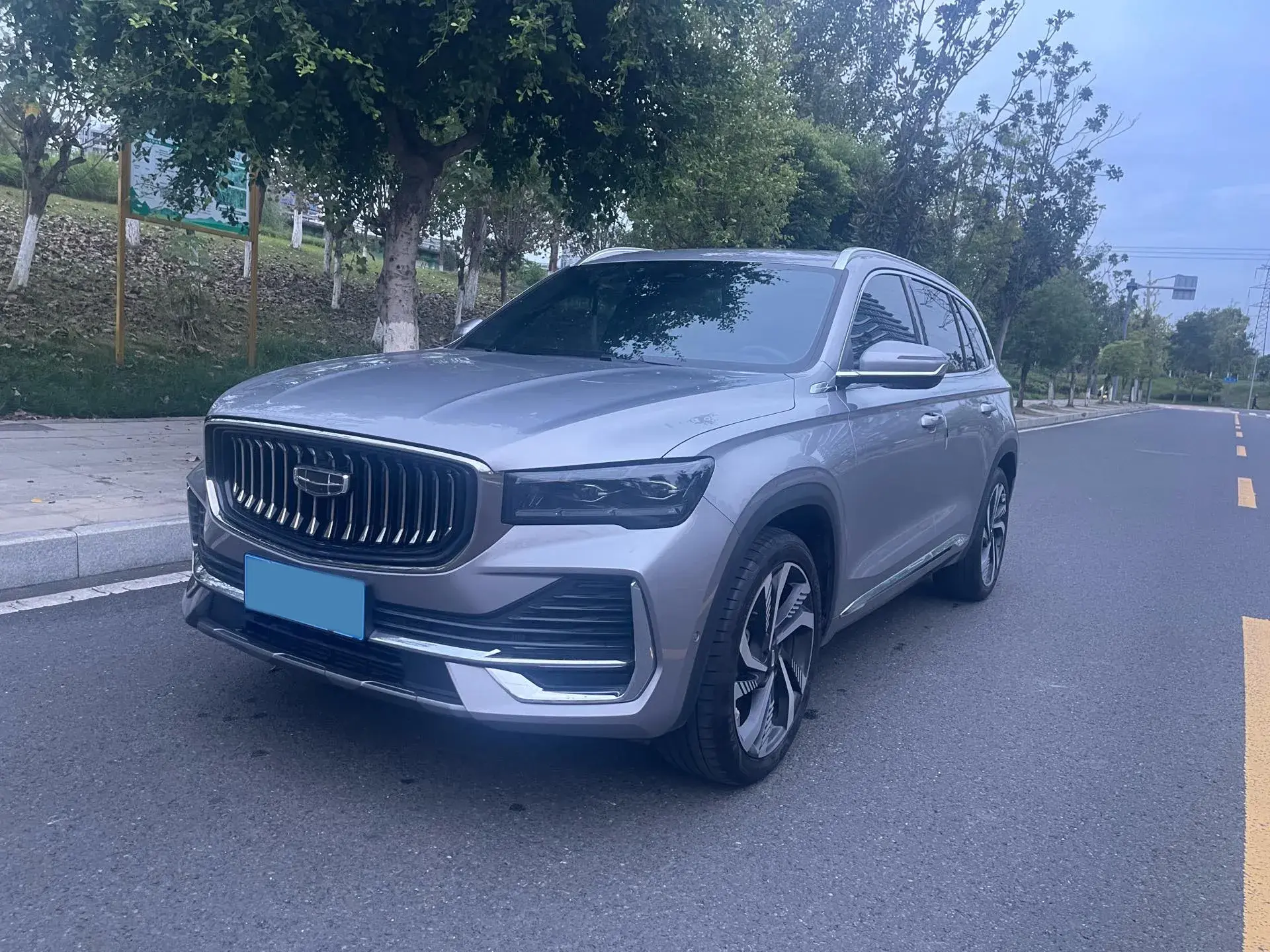 2021 GEELY MONJARO view 1