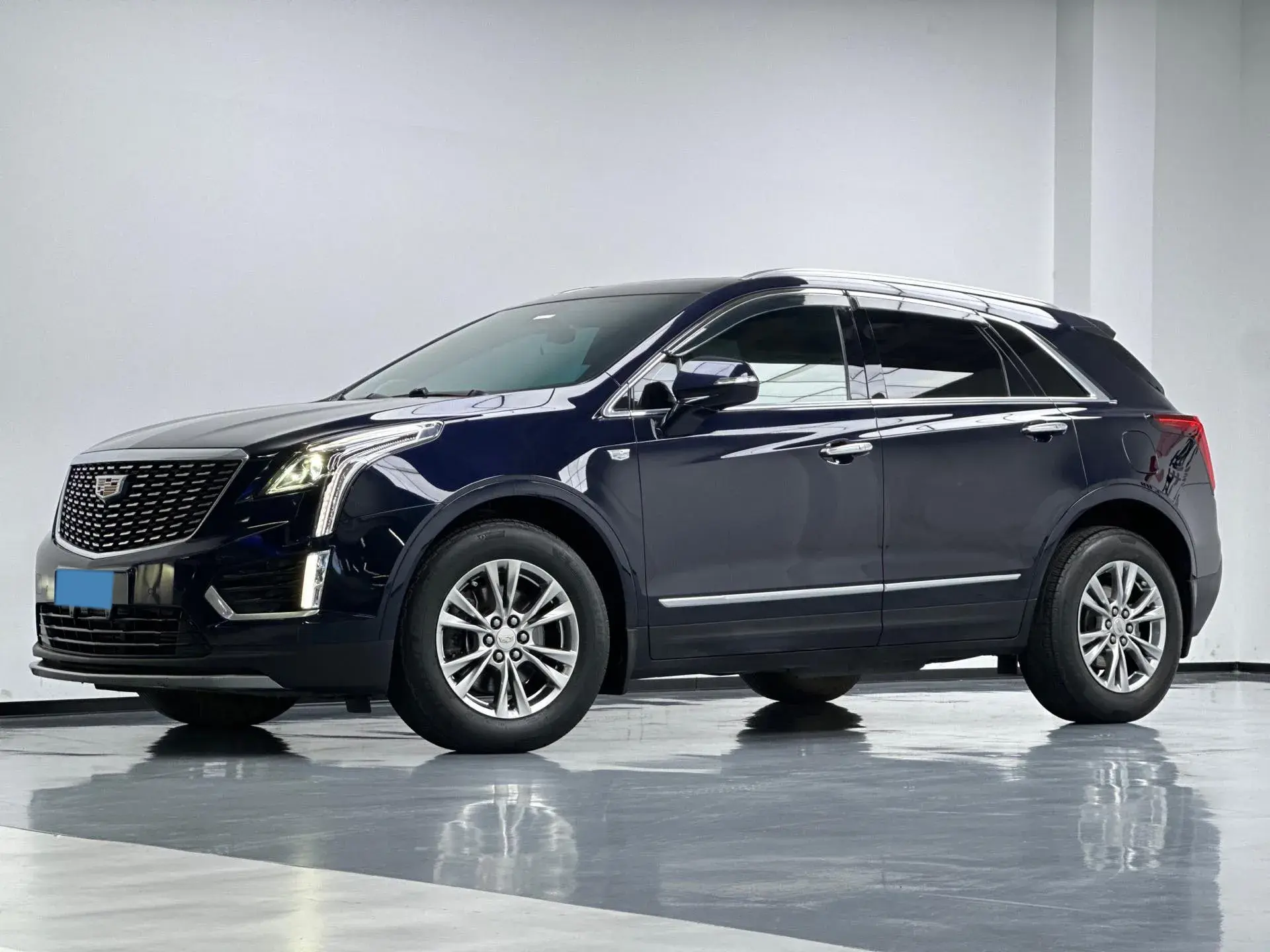 2021 CADILLAC XT5 view 1