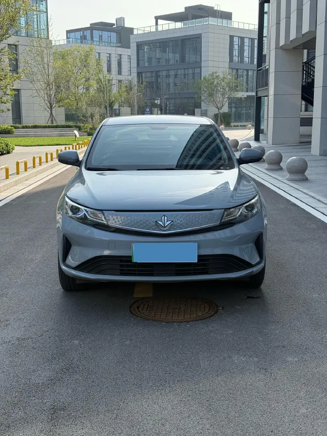 2022 Livan Maple 60s BEV 52.56KWH,autocango,china used car exporter,china ev exporter,chinese used car exporter,chinese used ev exporter