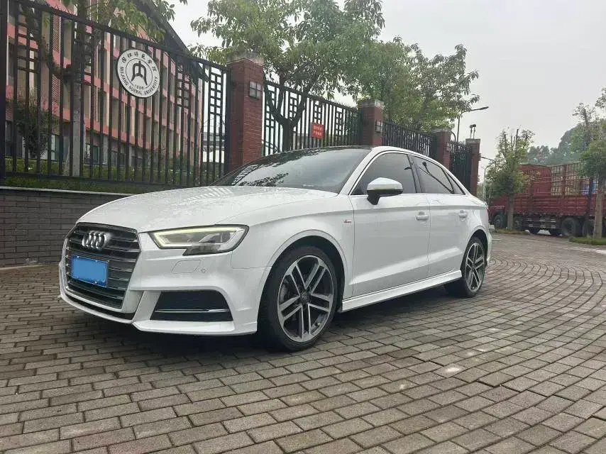 2019 AUDI A3 view 1