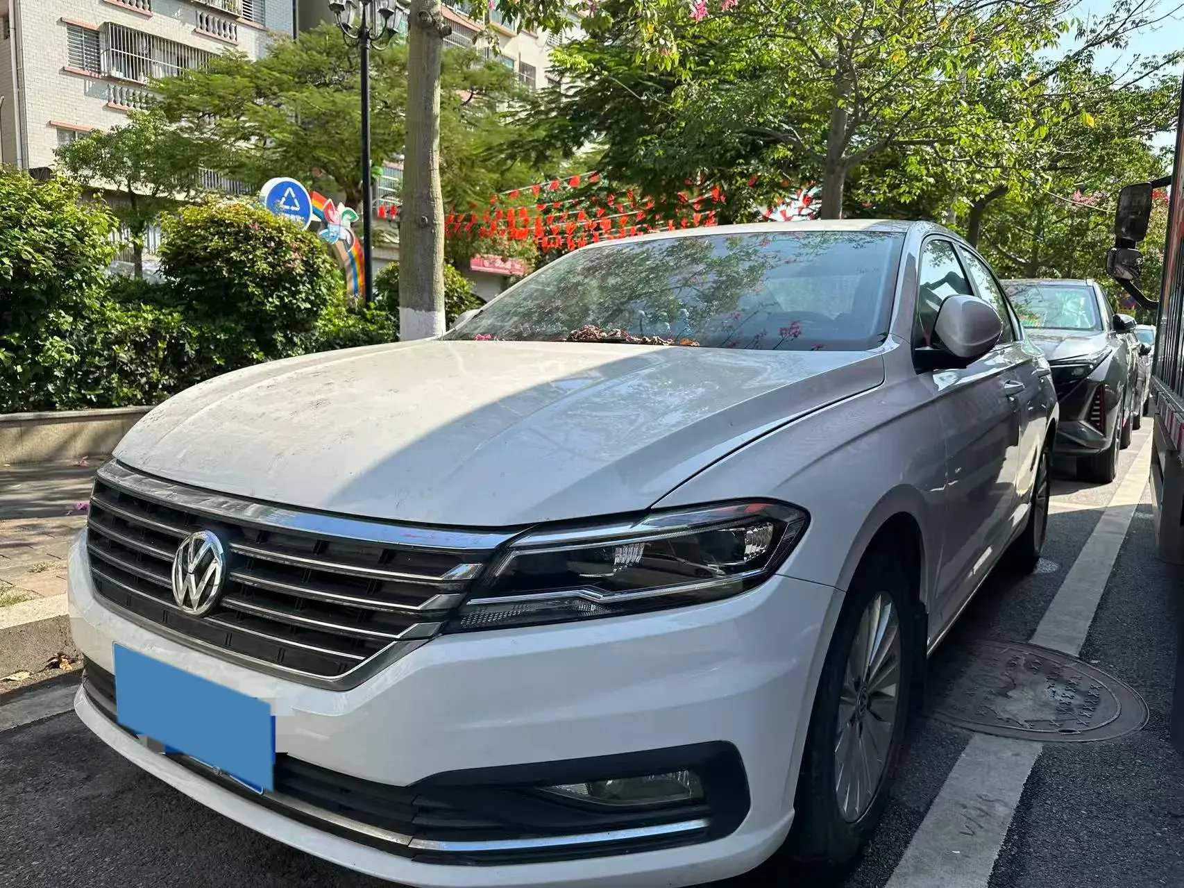 2019 VOLKSWAGEN LAVIDA view 1