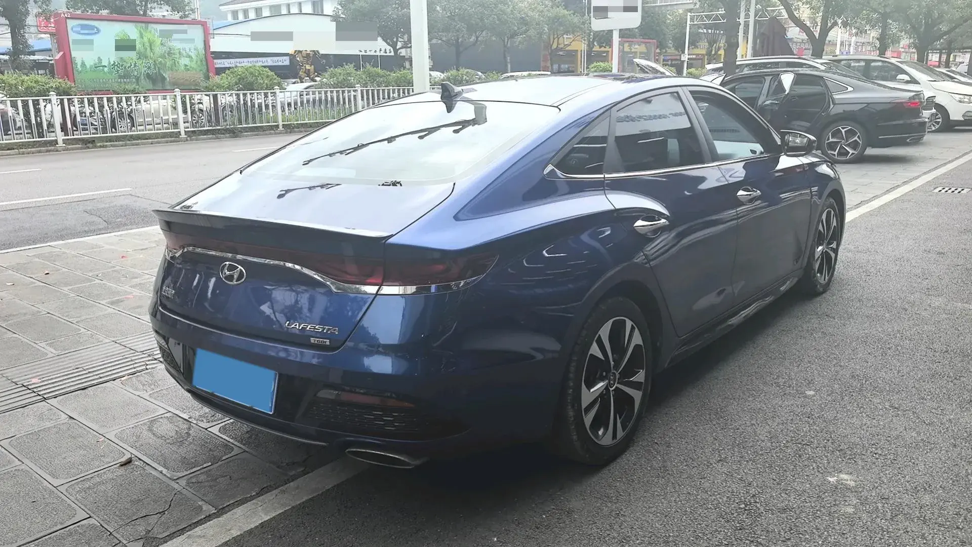 2021 HYUNDAI LA thumbnail 4