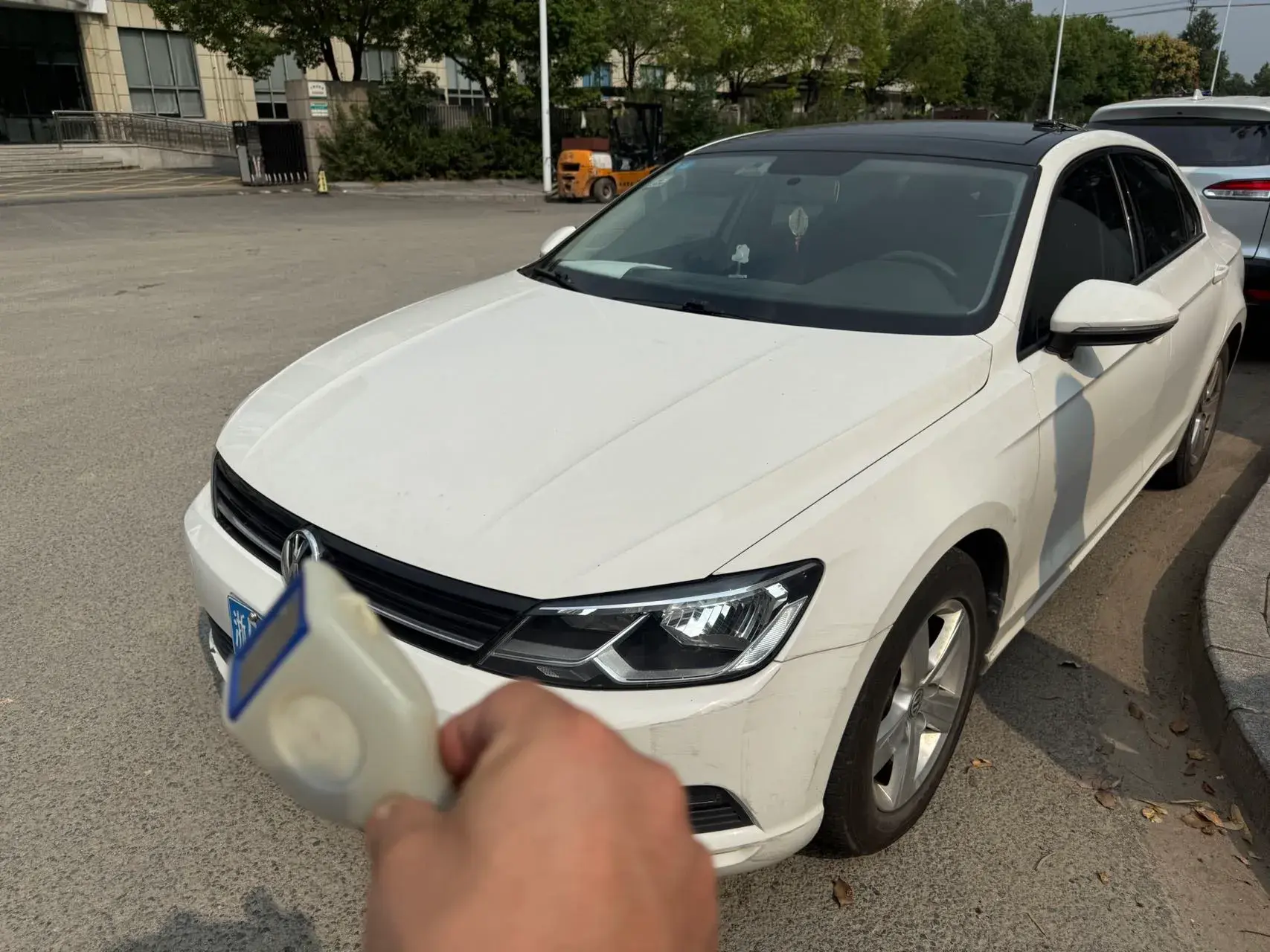 2018 VOLKSWAGEN LAMANDO view 1