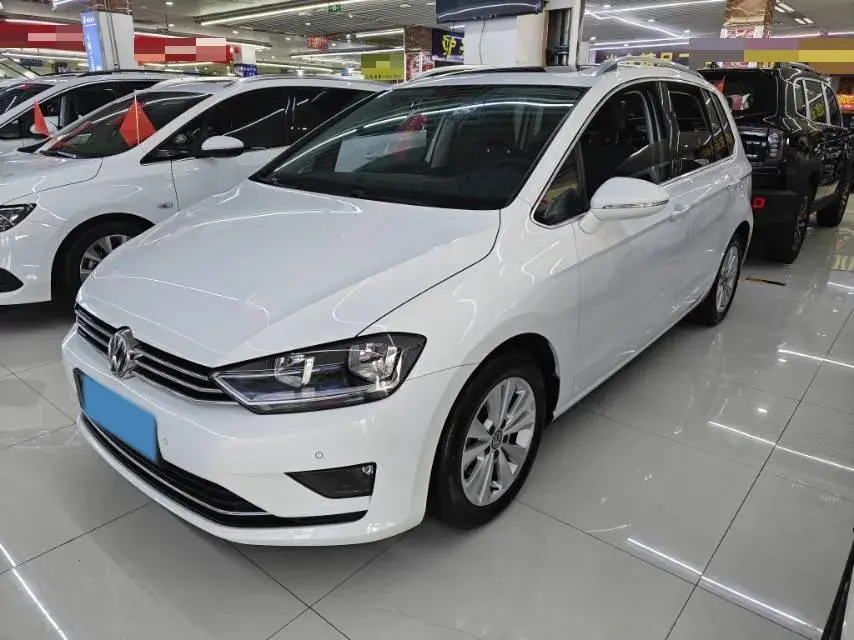 2018 VOLKSWAGEN GOLF view 1