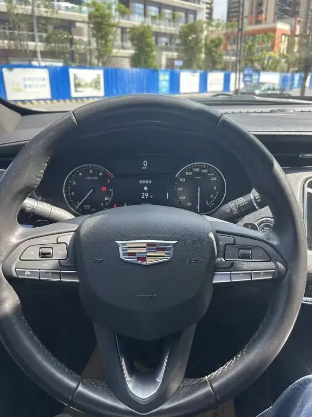 2020 CADILLAC XT4 thumbnail 3