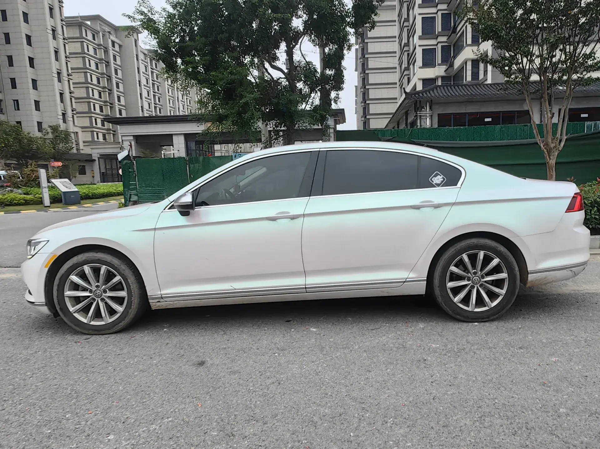 2019 VOLKSWAGEN MAGOTAN thumbnail 4