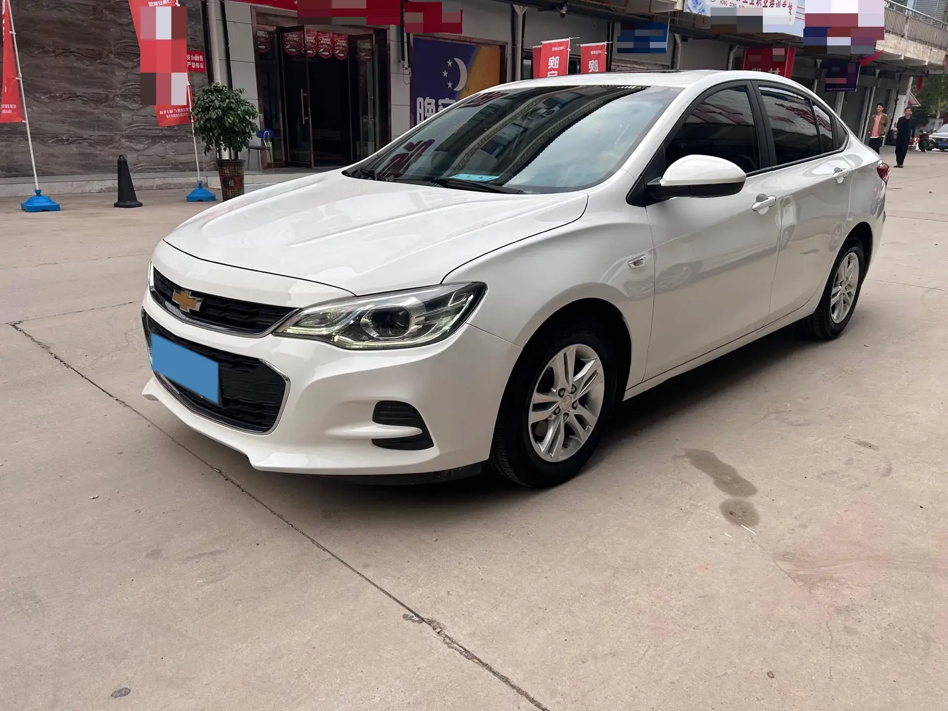 2019 CHEVROLET CAVALIER view 1