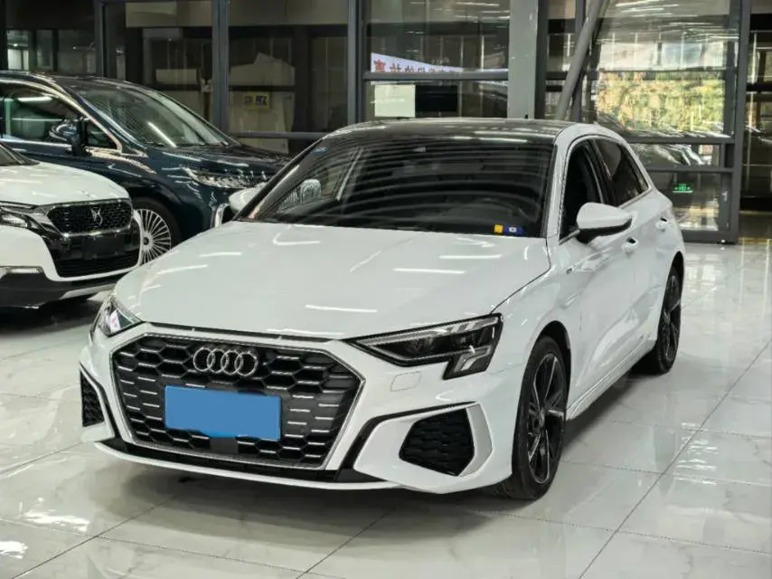 2021 AUDI A3 view 1