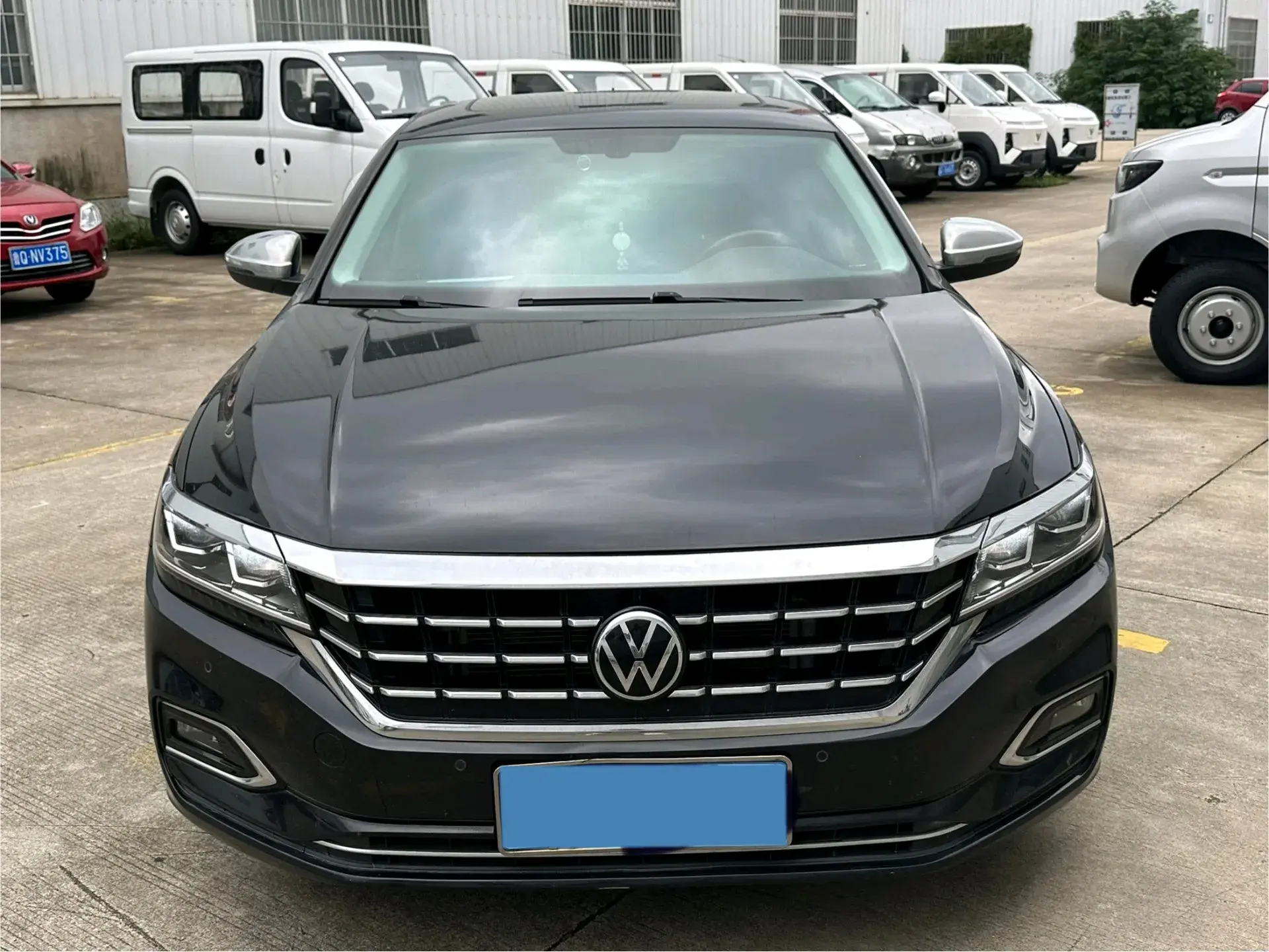 2020 VOLKSWAGEN PASSAT thumbnail 2