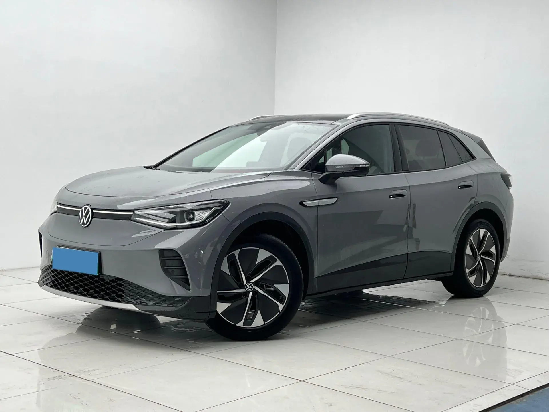 2024 VOLKSWAGEN ID.4 view 1