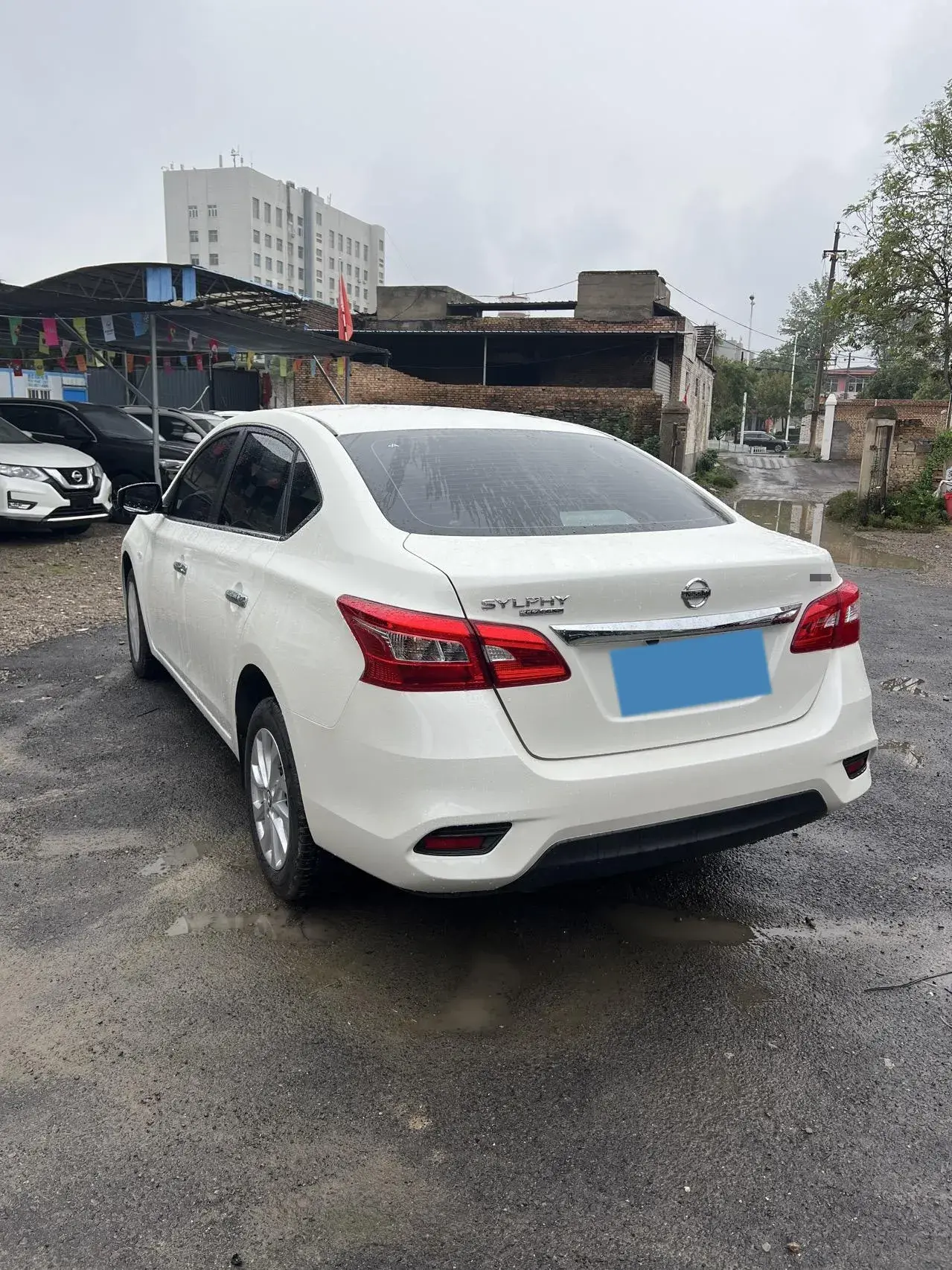 2024 NISSAN SYLPHY thumbnail 2