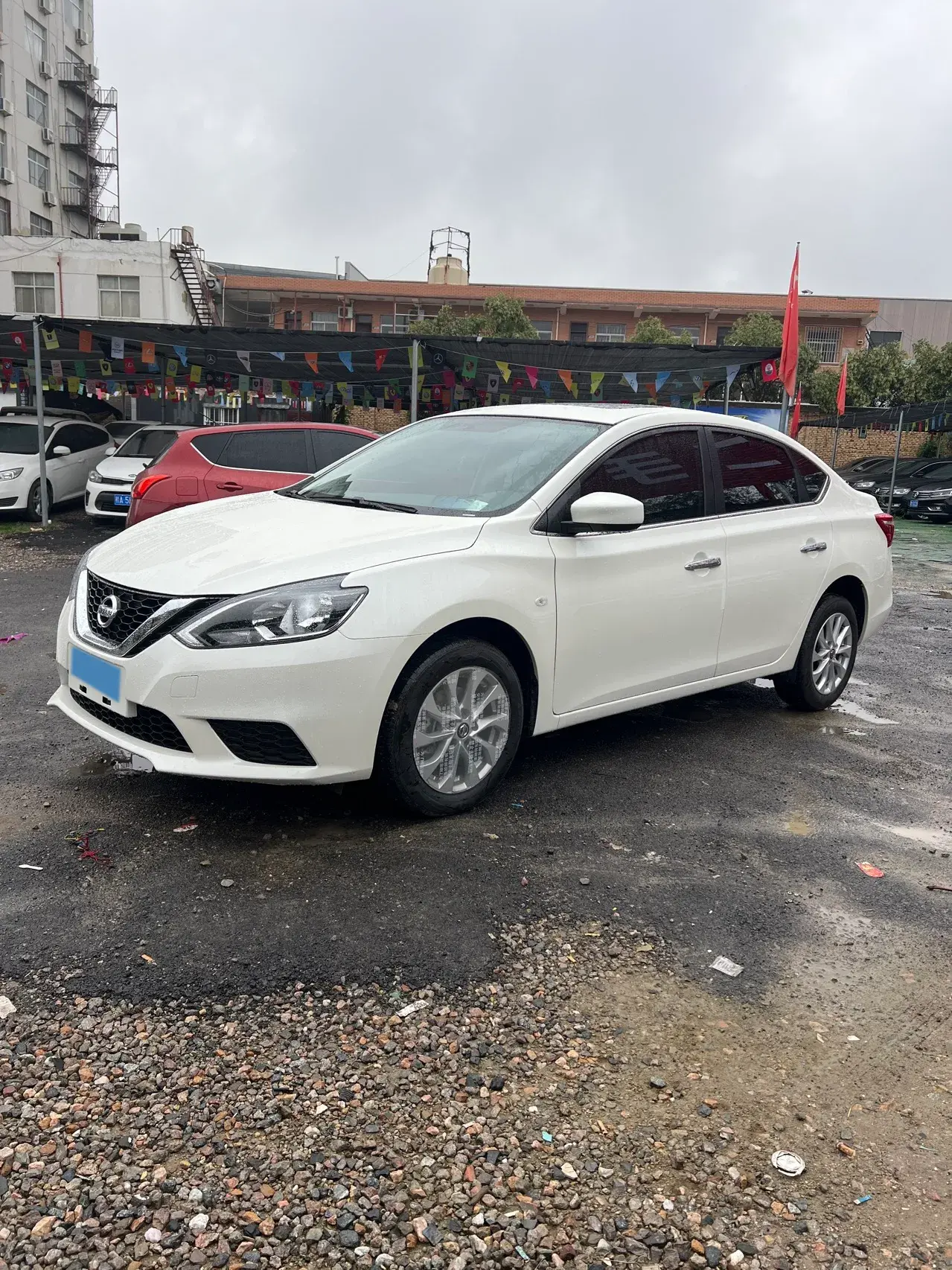 2024 NISSAN SYLPHY view 1