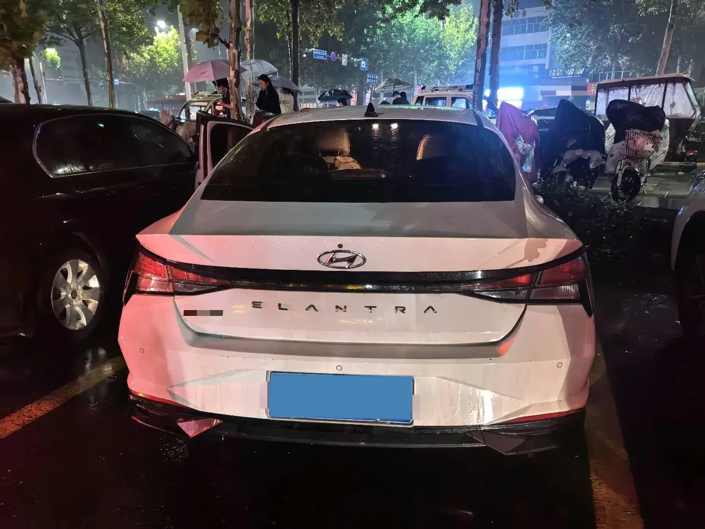 2021 HYUNDAI ELANTRA thumbnail 4