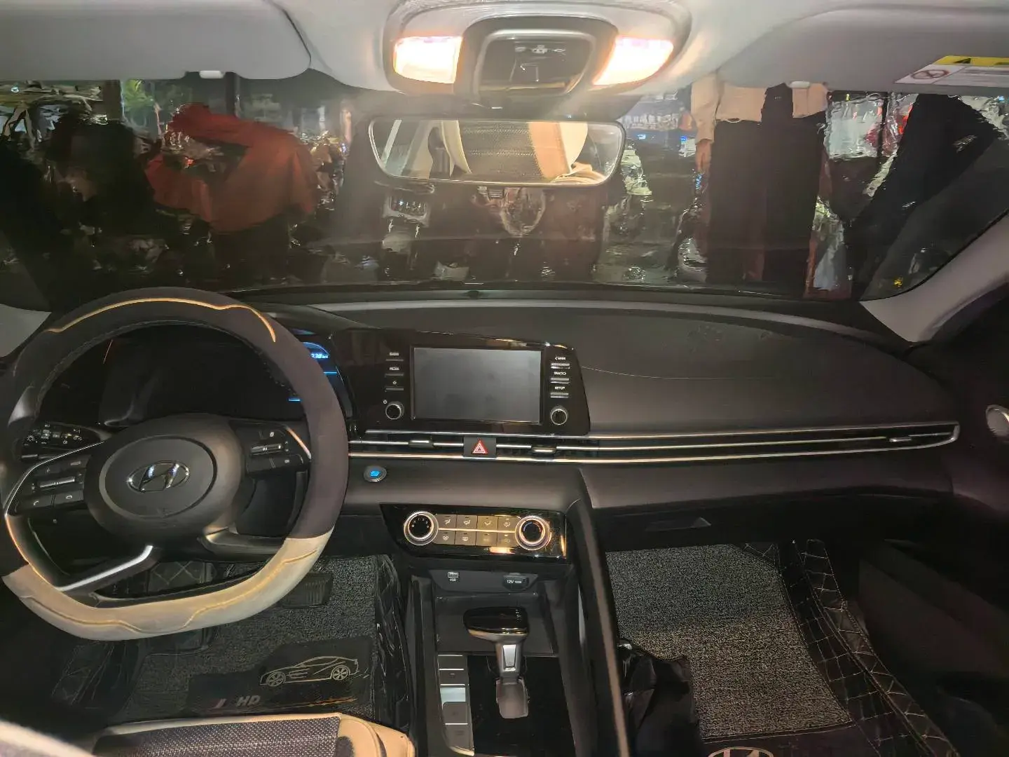 2021 HYUNDAI ELANTRA thumbnail 3