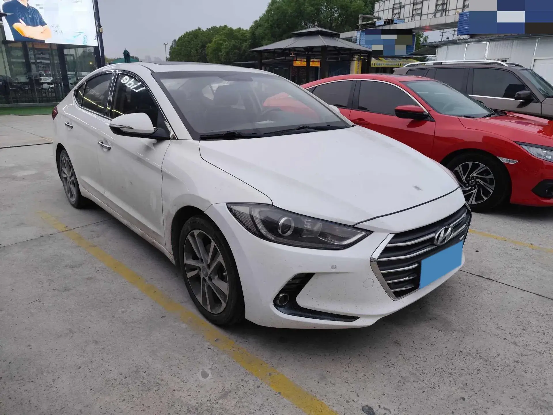 2016 HYUNDAI ELANTRA thumbnail 2