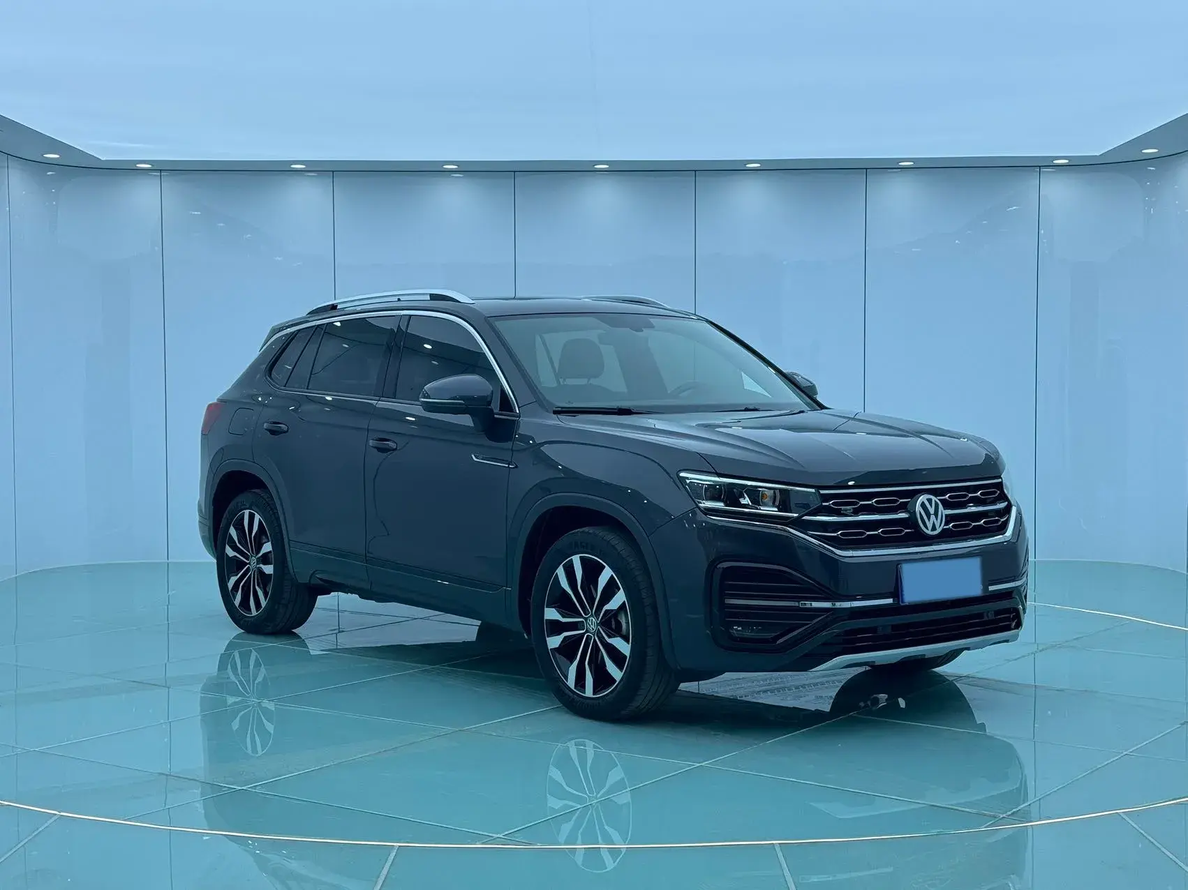 2021 VOLKSWAGEN TAYRON thumbnail 3