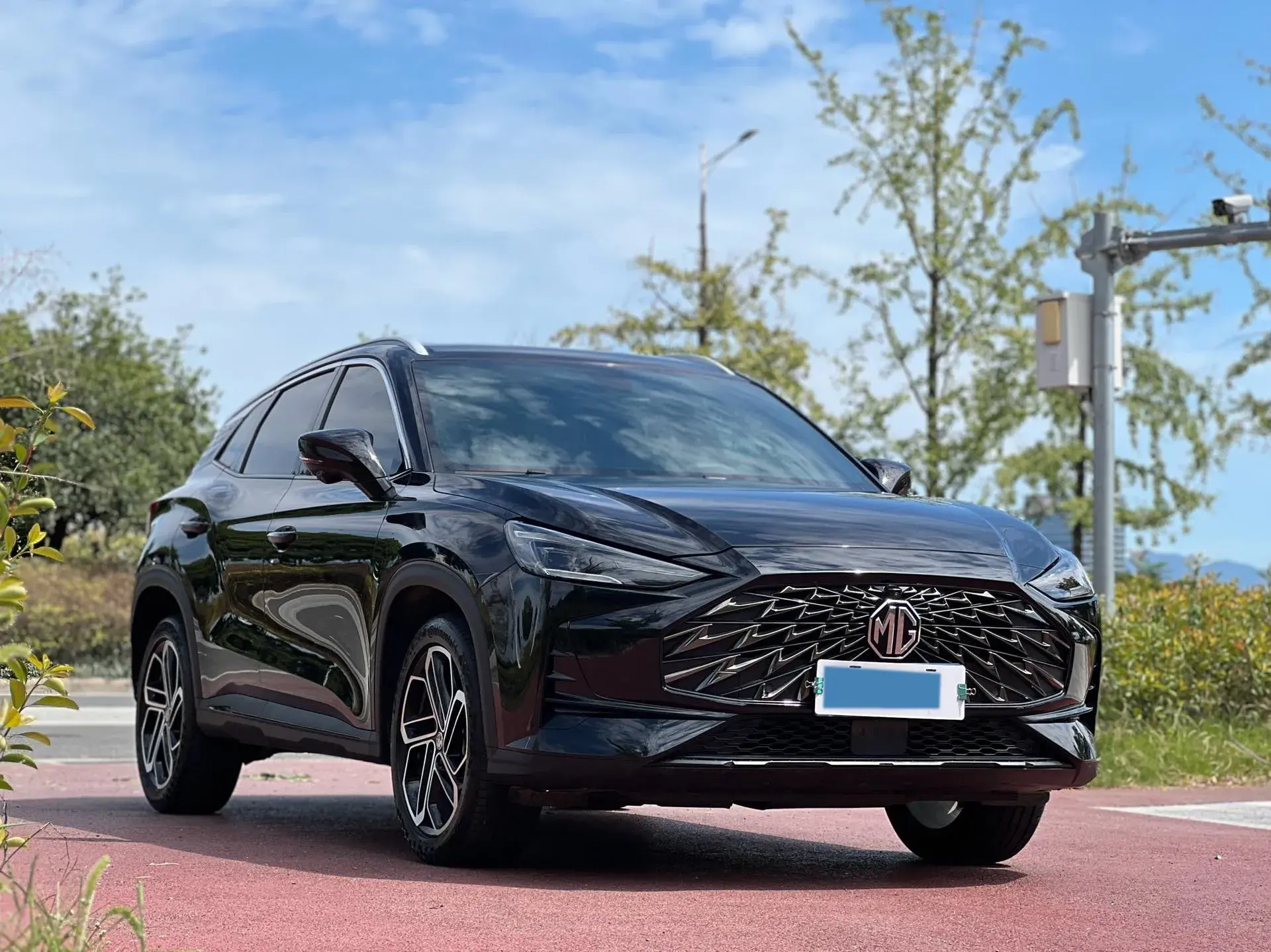 2023 MG ONE thumbnail 2