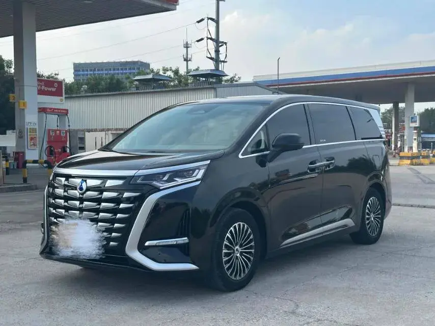 2022 Denza D9 1.5T 139HP L4 E-CVT PHEV 11.06KWH 2022 Denza D9 1.5T 139HP L4 E-CVT PHEV 11.06KWH