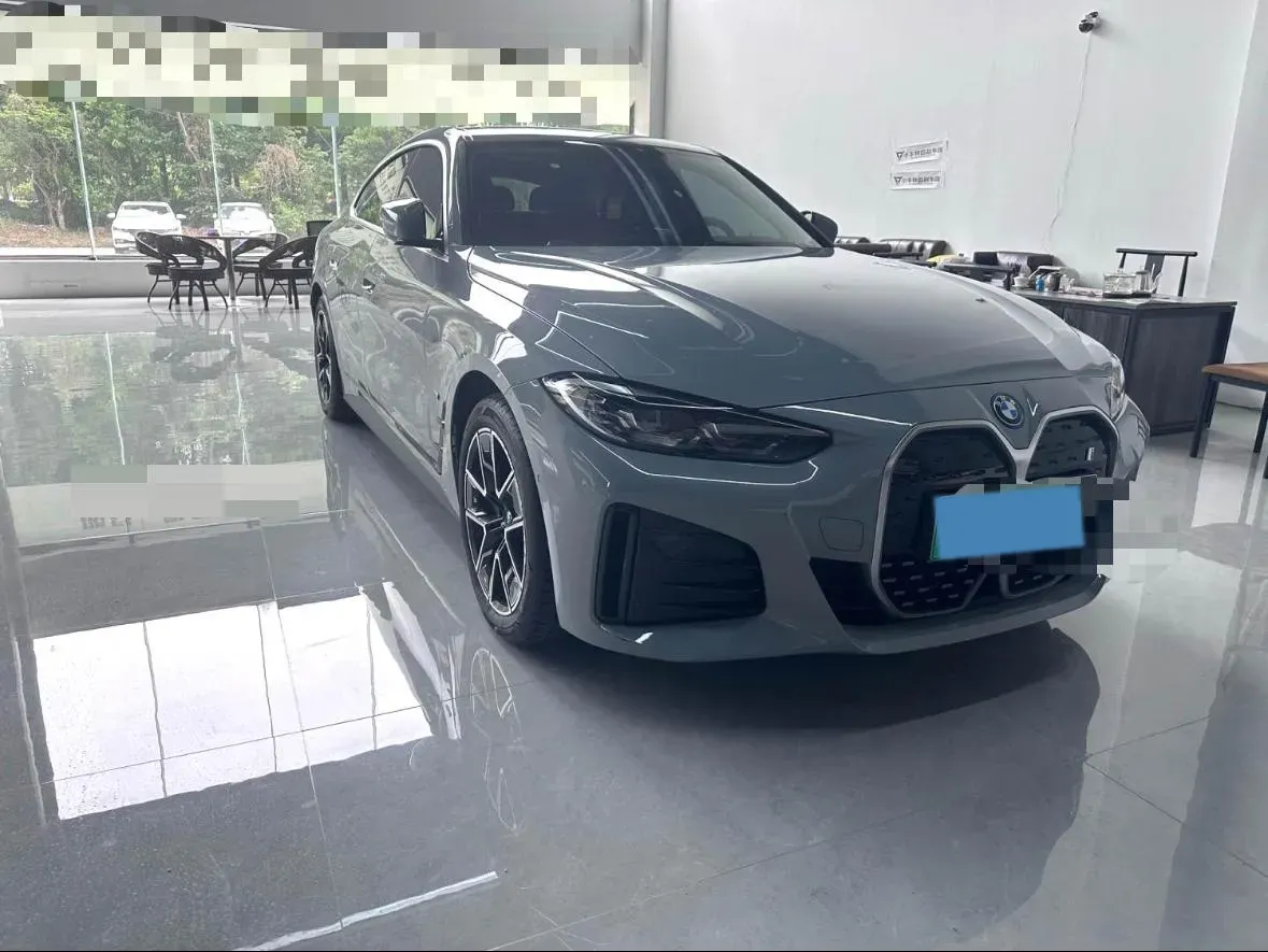 2023 BMW i4 BEV 70KWH,autocango,china used car exporter,china ev exporter,chinese used car exporter,chinese used ev exporter