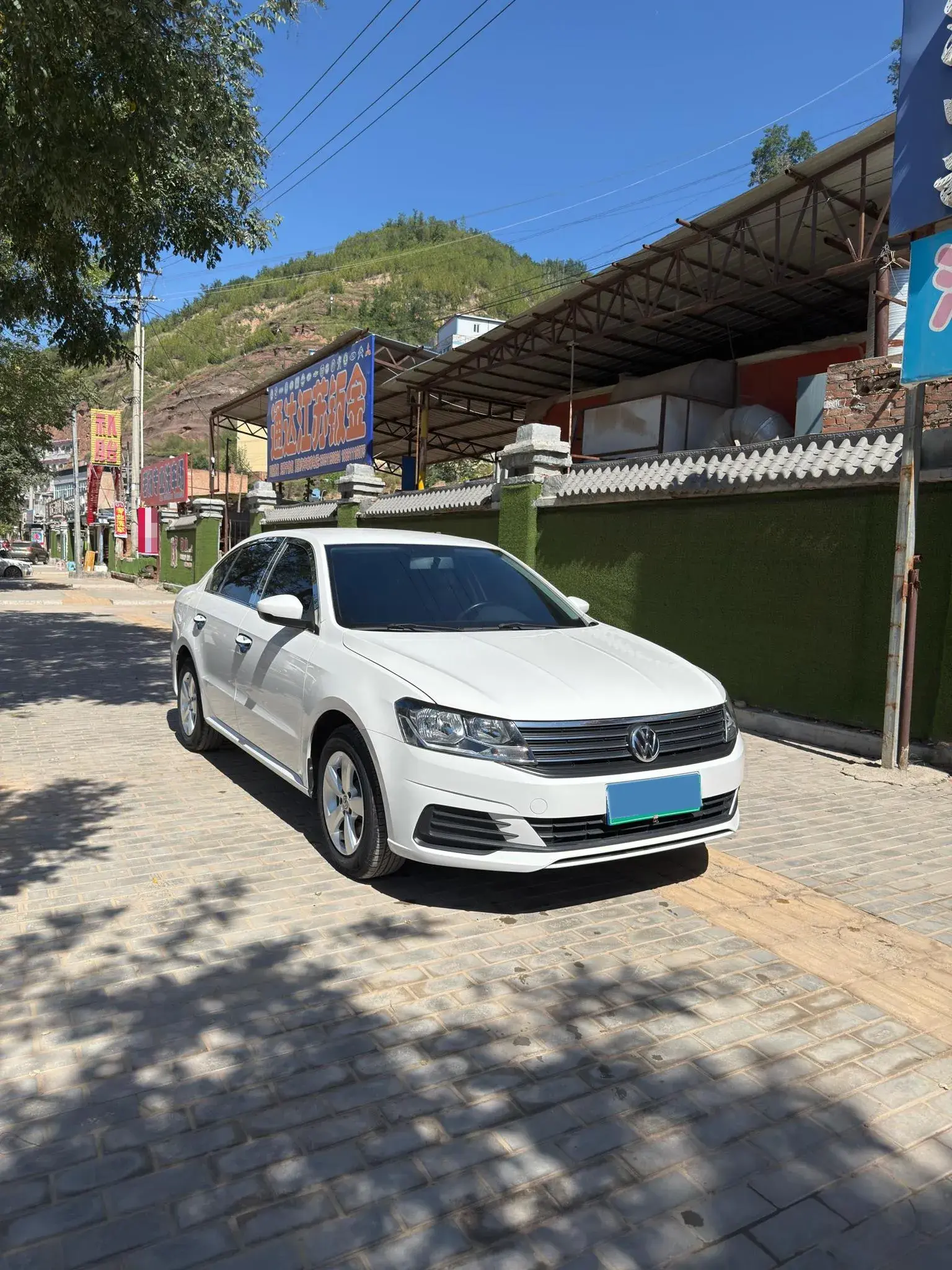 2021 VOLKSWAGEN LAVIDA thumbnail 3