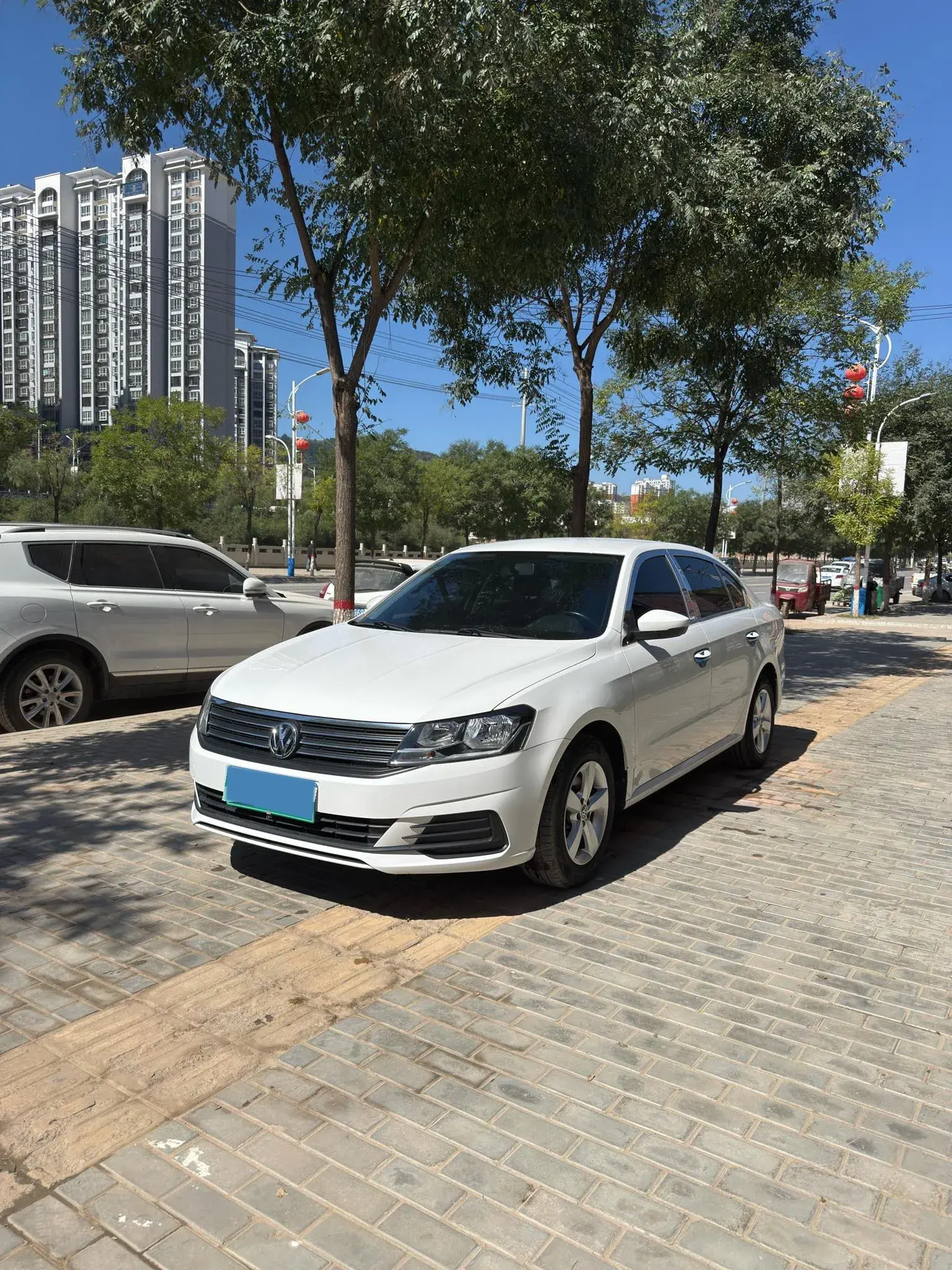 2021 VOLKSWAGEN LAVIDA view 1