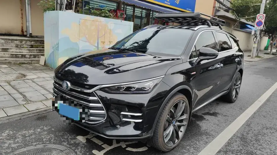 2018 BYD TANG view 1