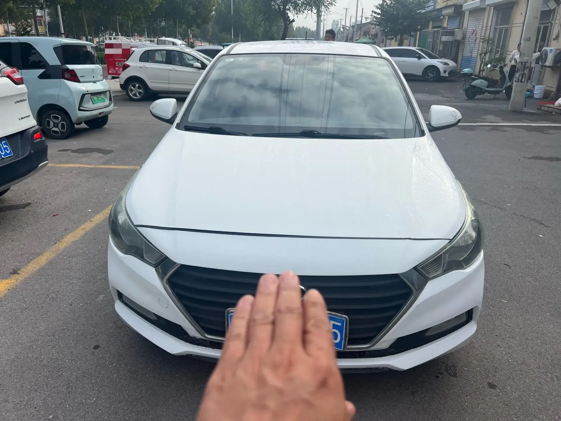 2016 HYUNDAI VERNA thumbnail 3