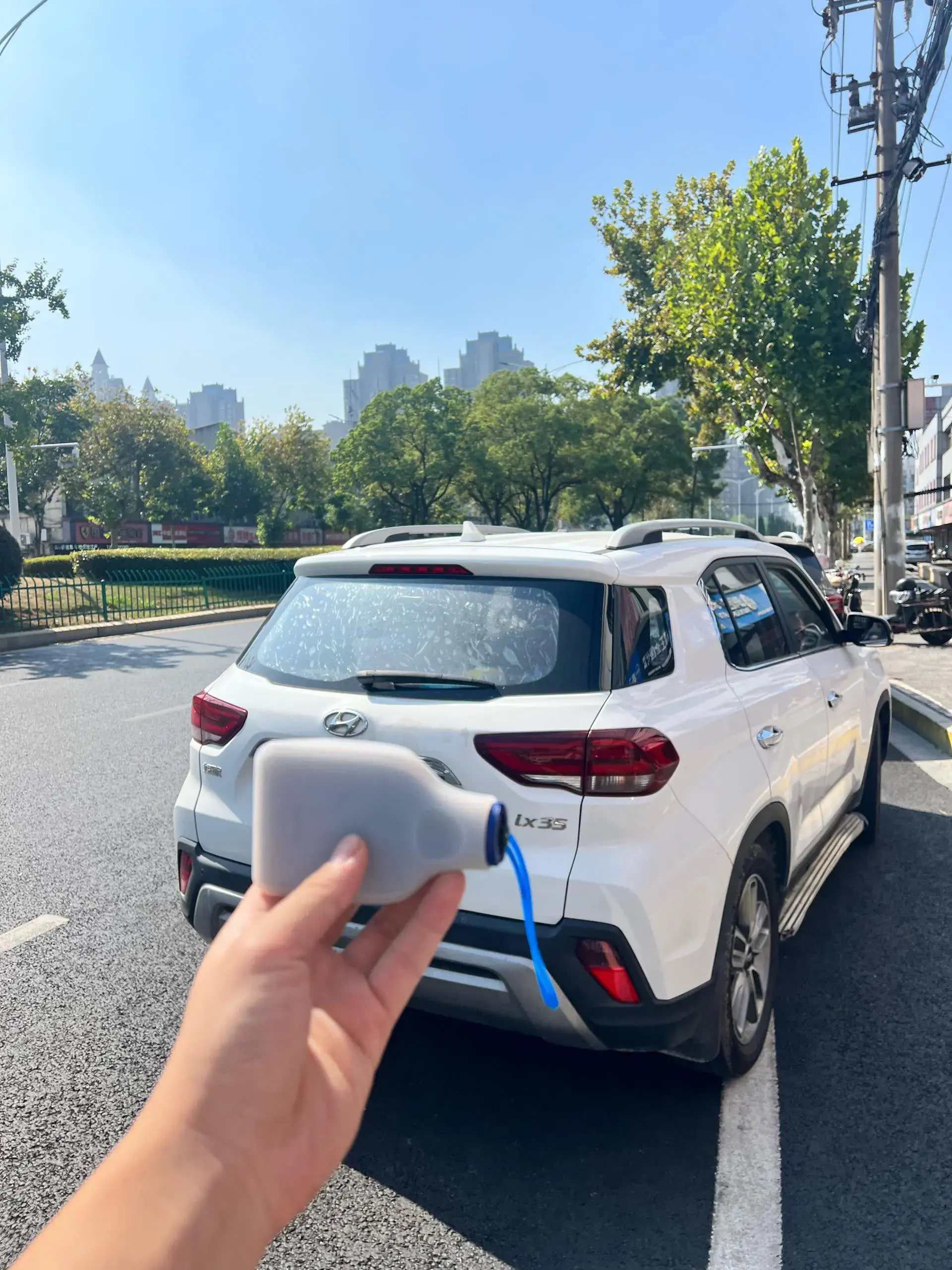 2018 HYUNDAI IX35 thumbnail 3