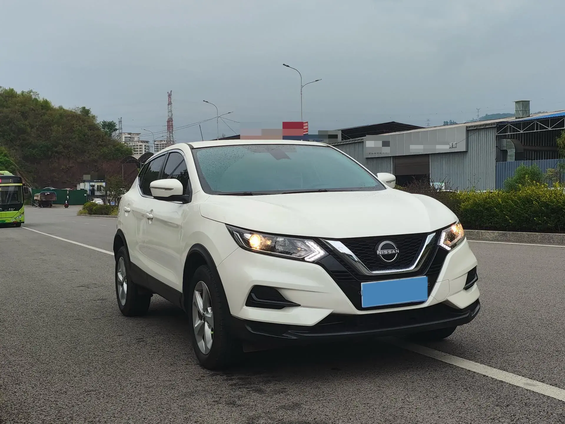 2023 NISSAN QASHQAI thumbnail 3